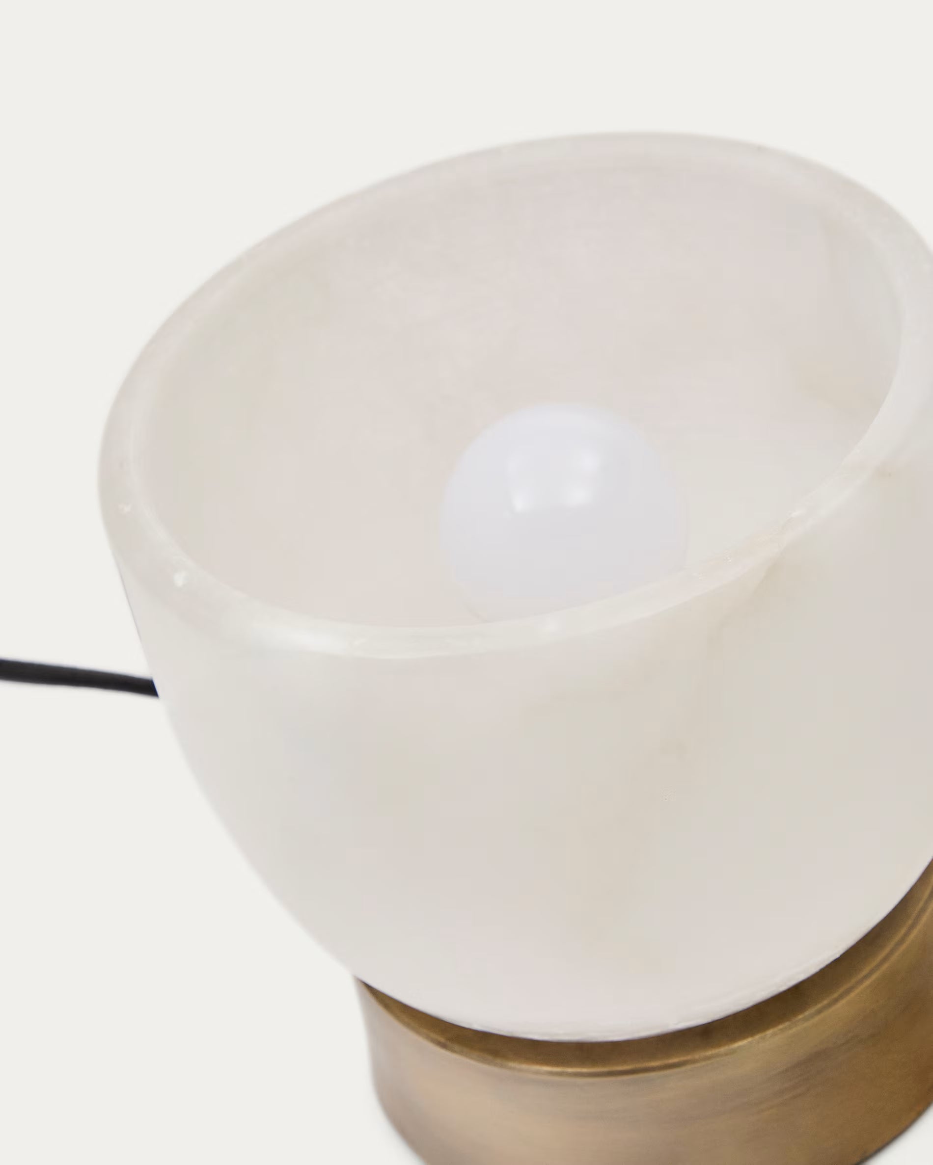 Stolná lampa SHENLI alabaster a mosadz