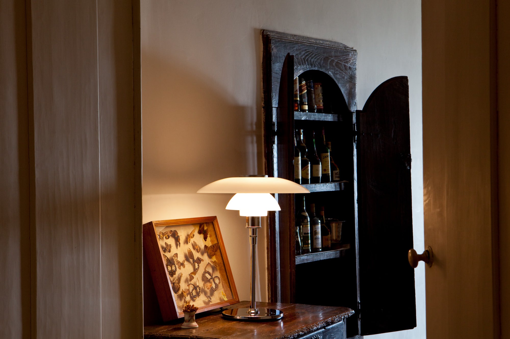 Stolná lampa PH 4½-3½ biela s chrómovým podstavcom