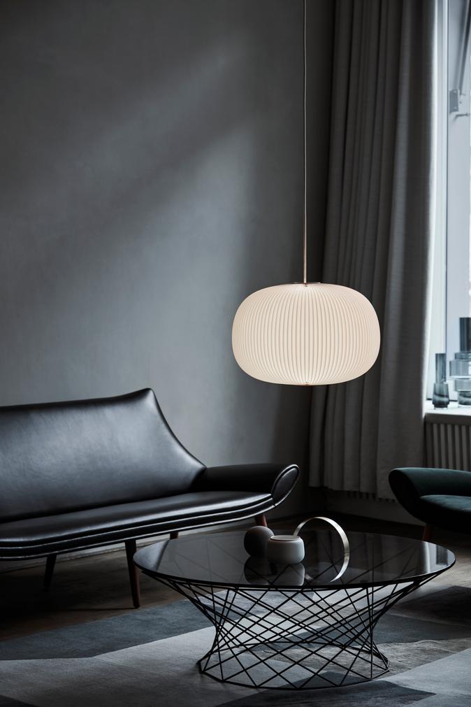 Závesná lampa MODEL 132 LAMELLA 1 biela so strieborným povrchom