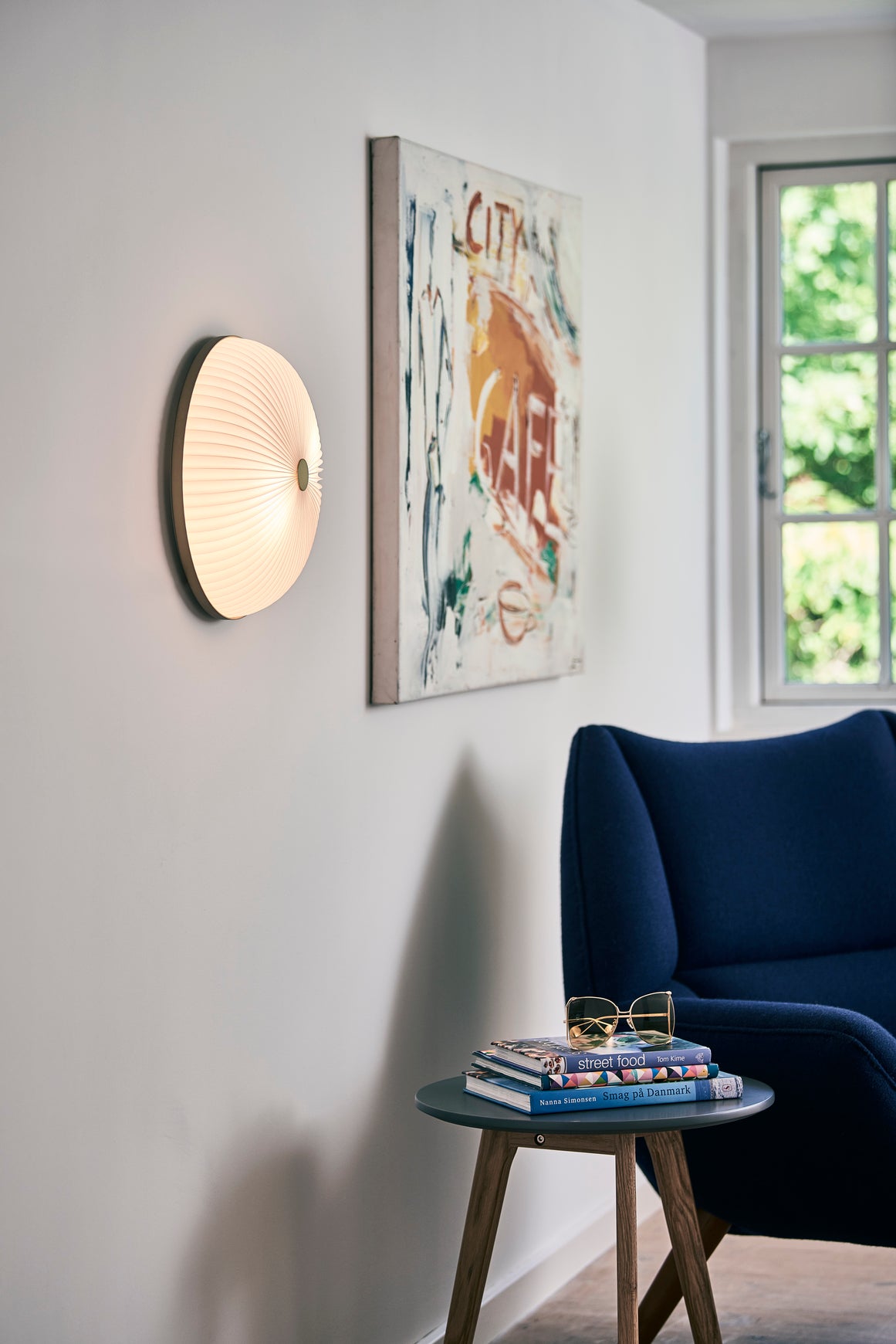 Wall lamp MODEL 235 LAMELLA white with gold