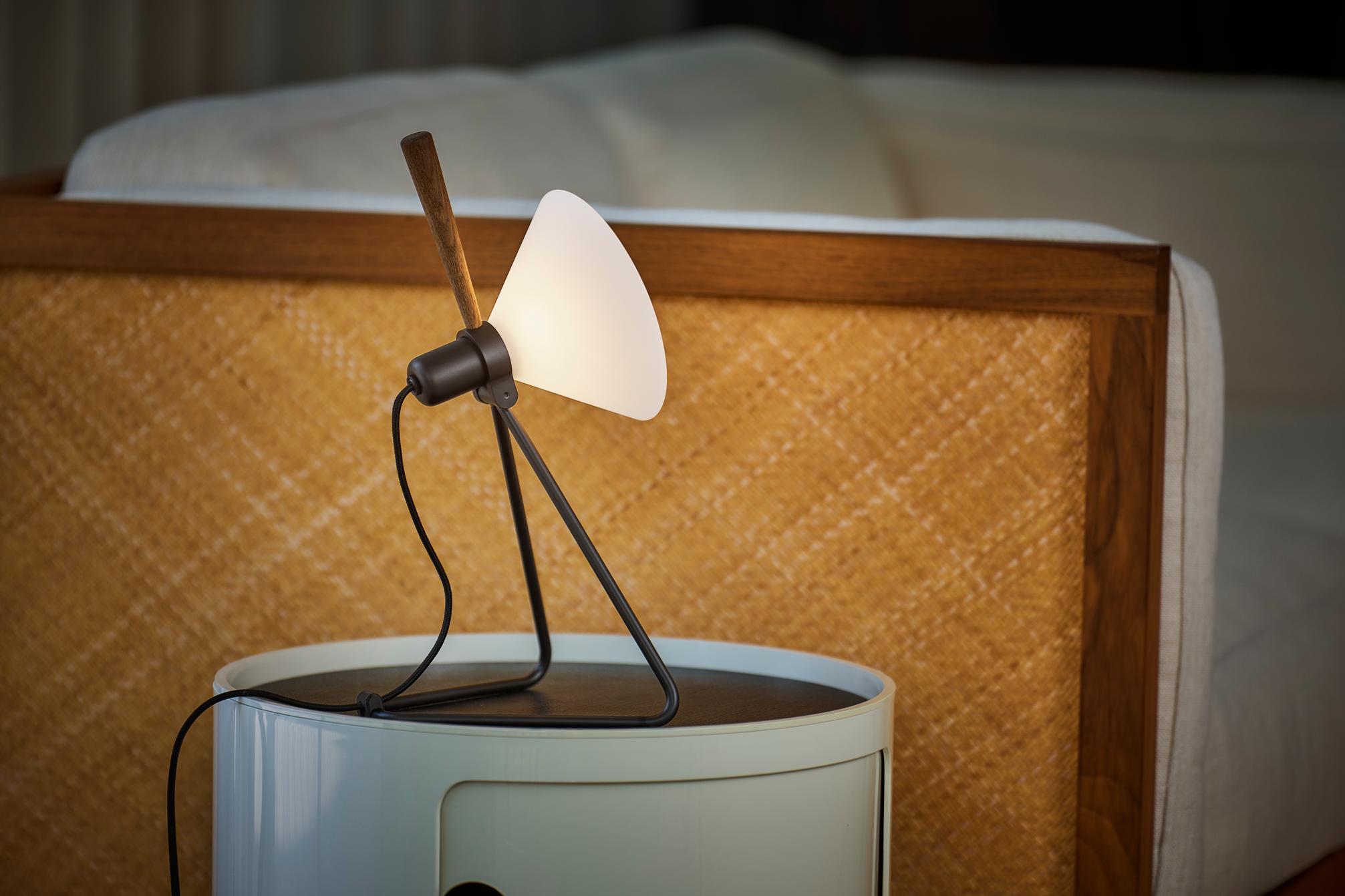 Stolná lampa MODEL 356 SPOT čierna