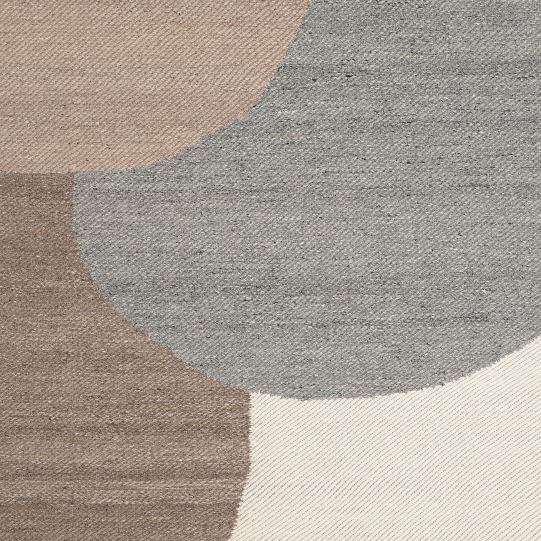EIK gray rug with beige