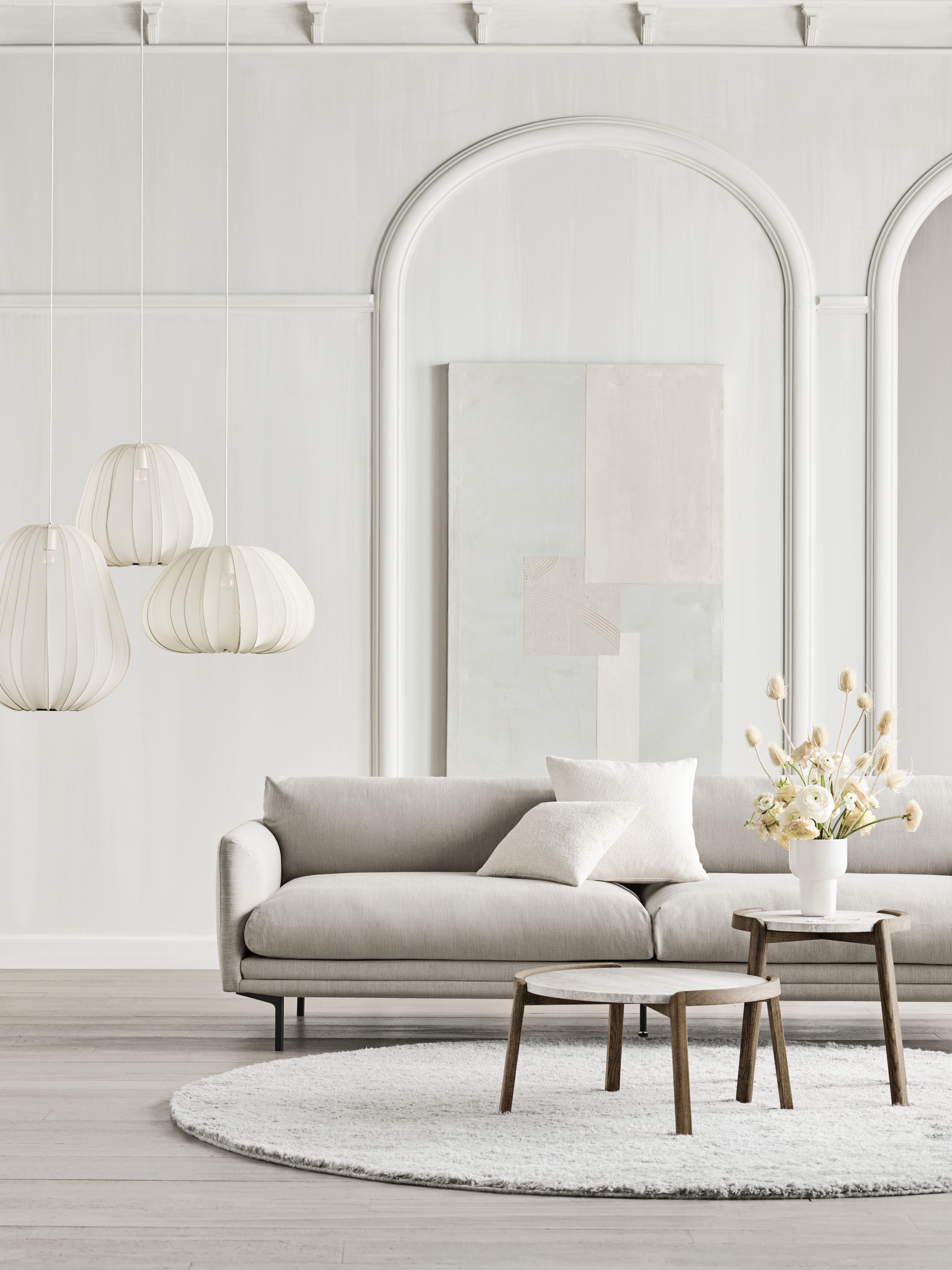 Pravostranný rohový gauč LOMI s kovovým podstavcom