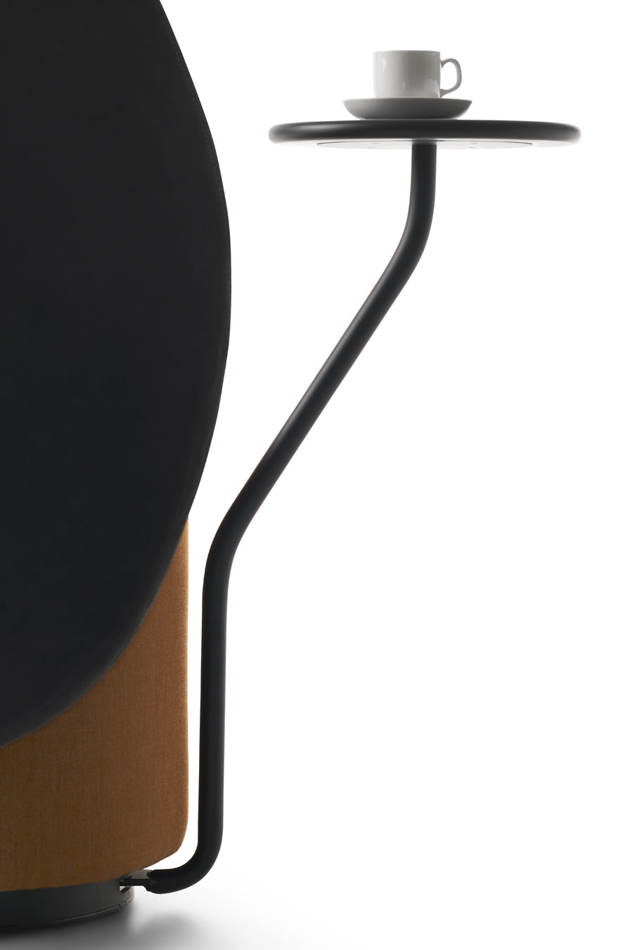 Fotel s stolíkom LOOMI čalúnený