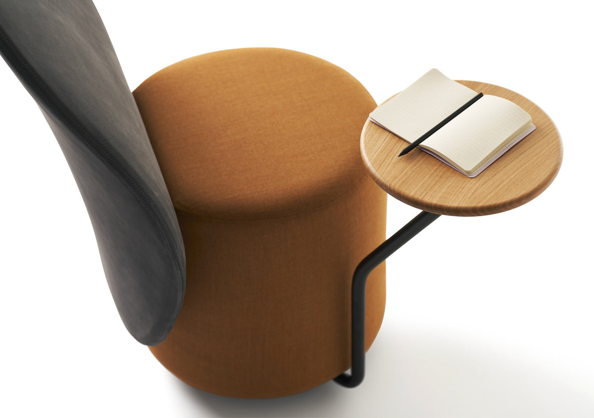 Fotel s stolíkom LOOMI čalúnený