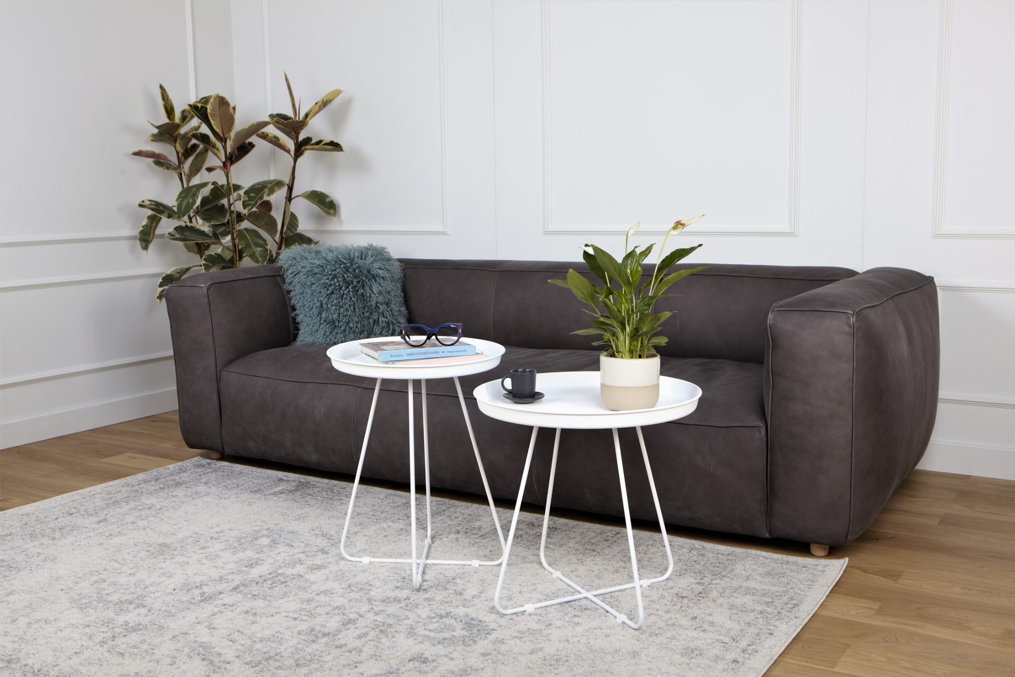 ROD White Coffee Table