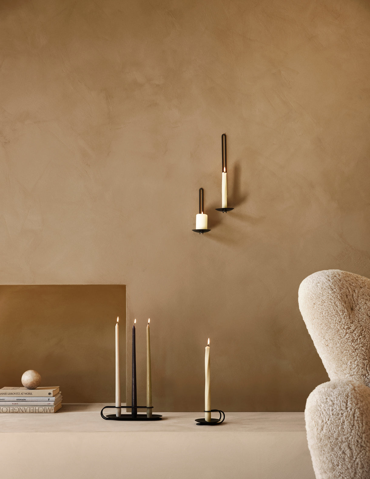 Nástenný svietnik CLIP čierny