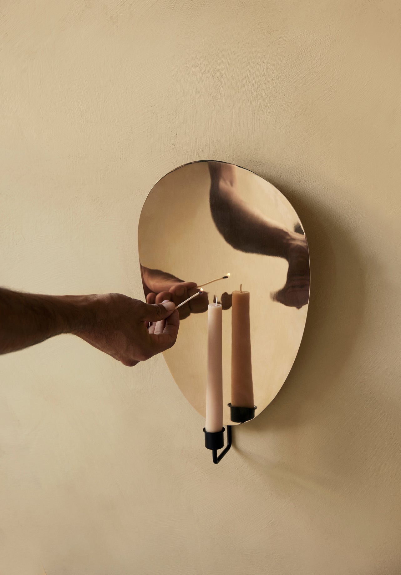 Nástenný svietnik FLAMBEAU mosadzný