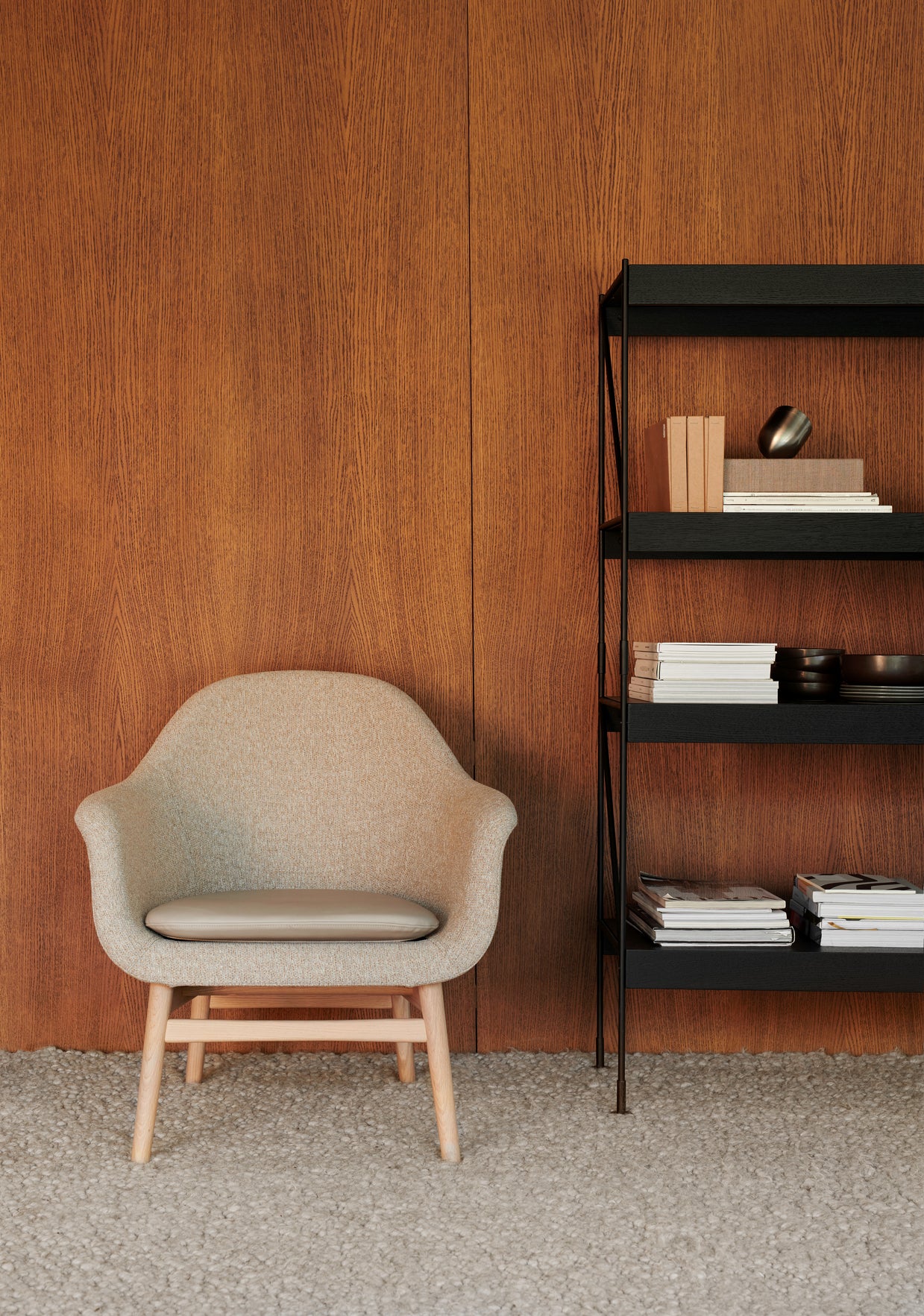 HARBOUR beige armchair with oak base