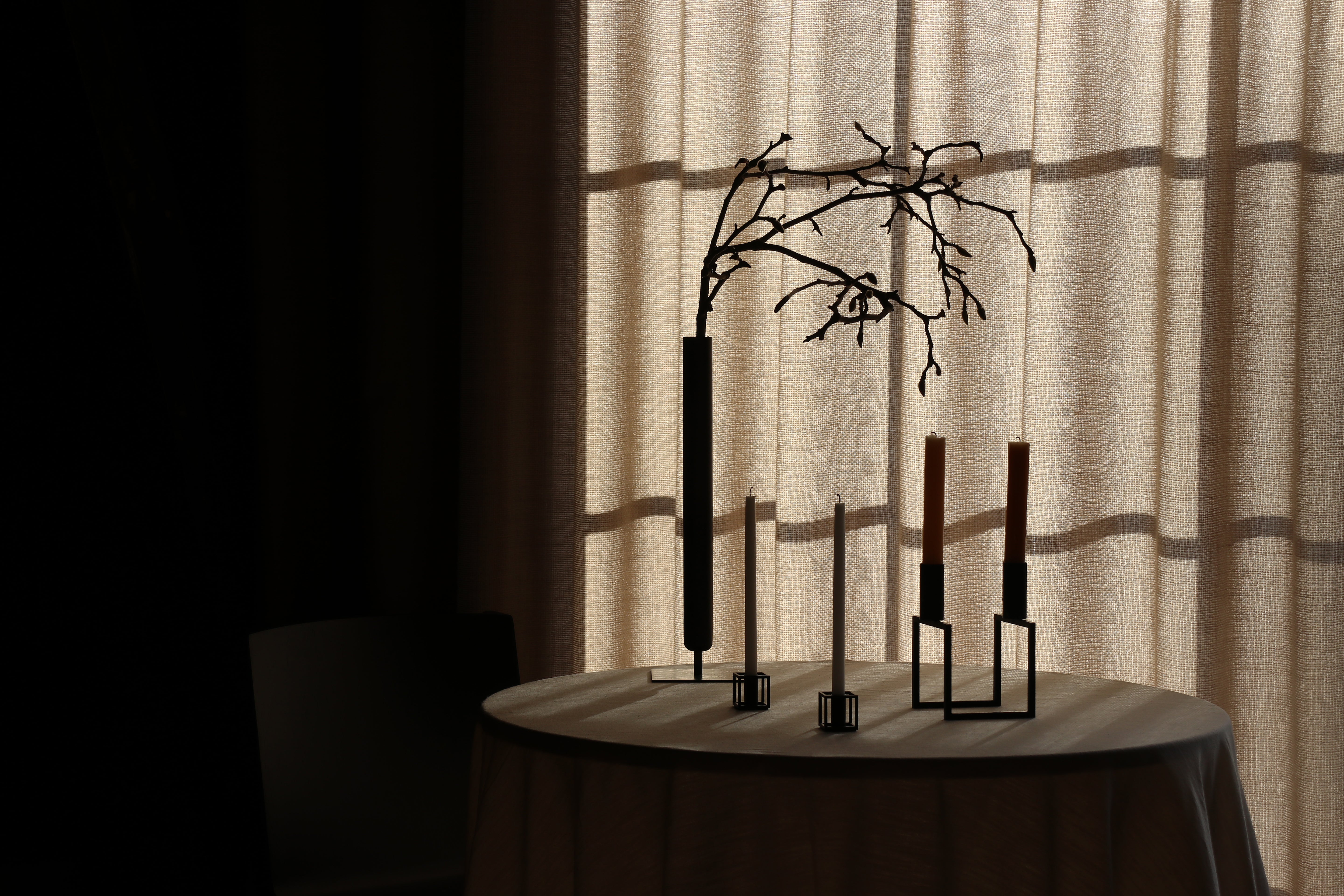 Sviečnik KUBUS LINE biely