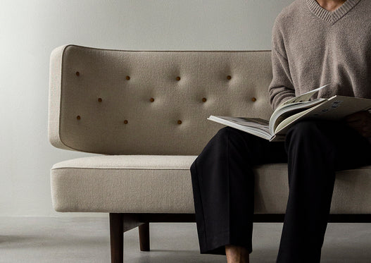 3-seater Sofa RADIOHUS beige with walnut base