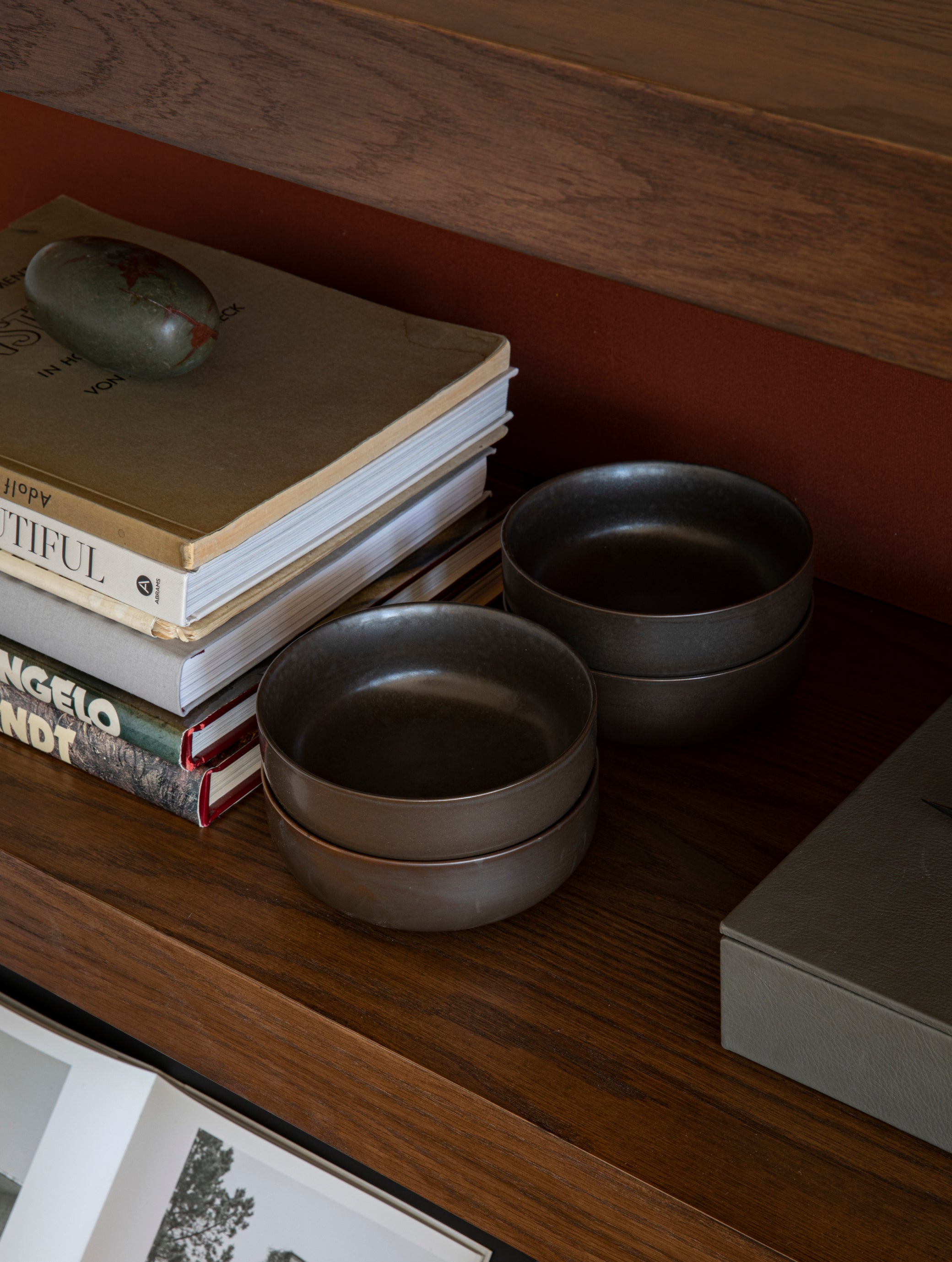 ZET Shelf black oak wood with black frame