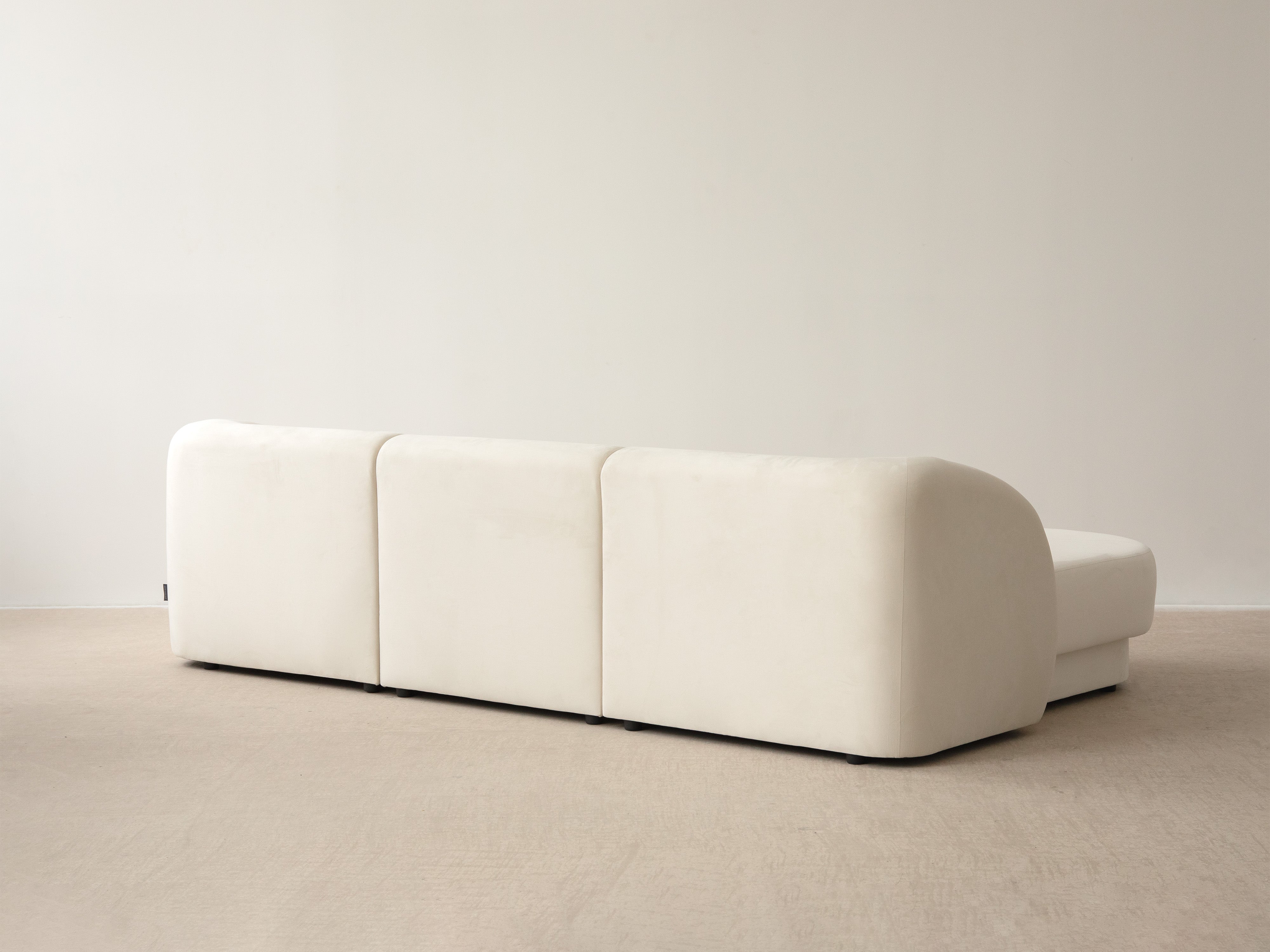 4-seater right-facing corner sofa MILEY white boucle
