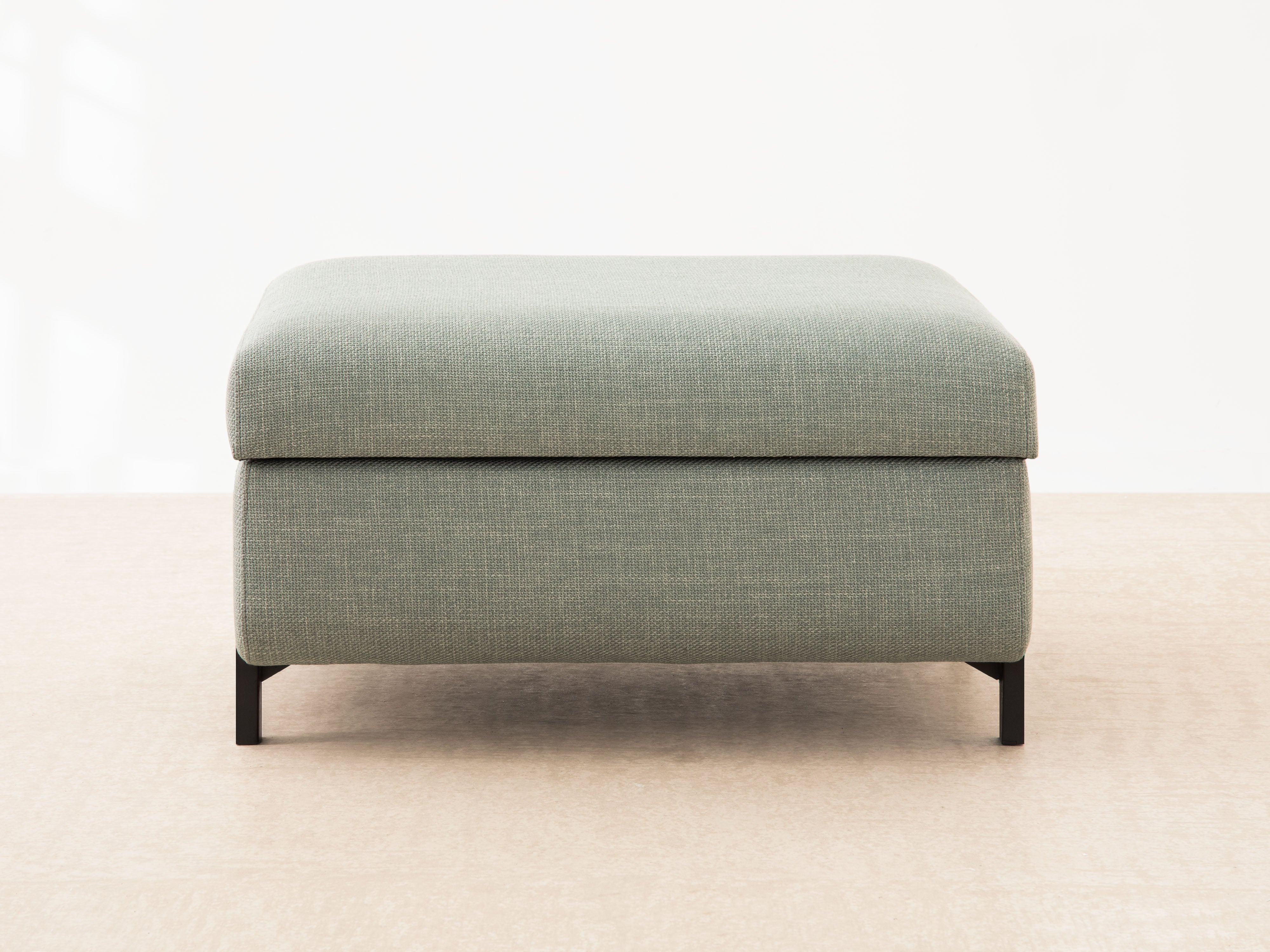 Puf zamatový so schowkom GLORIA kráľovská modrá