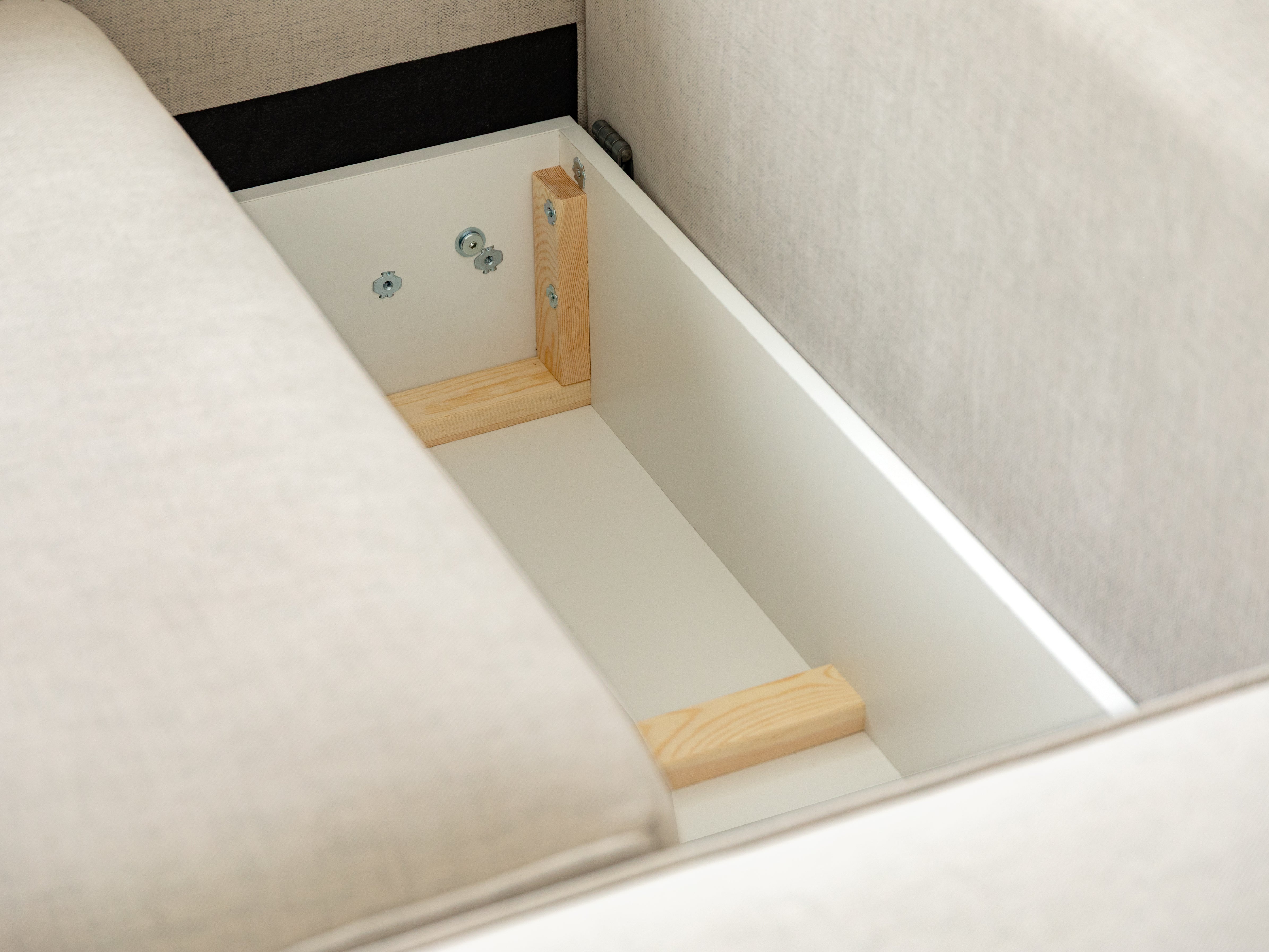 Left-facing velvet corner sofa for 3 people with sleeping function VICTOR pink