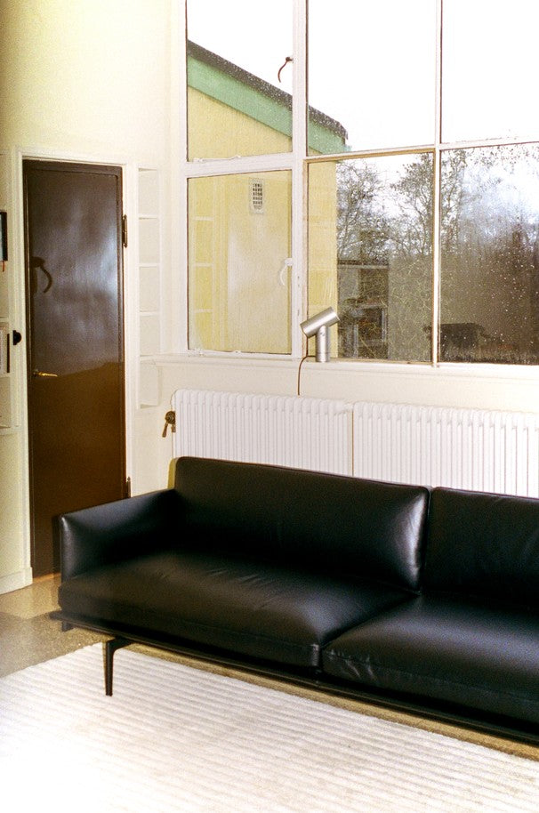 Sofa pre 3 osoby OUTLINE čalúnená
