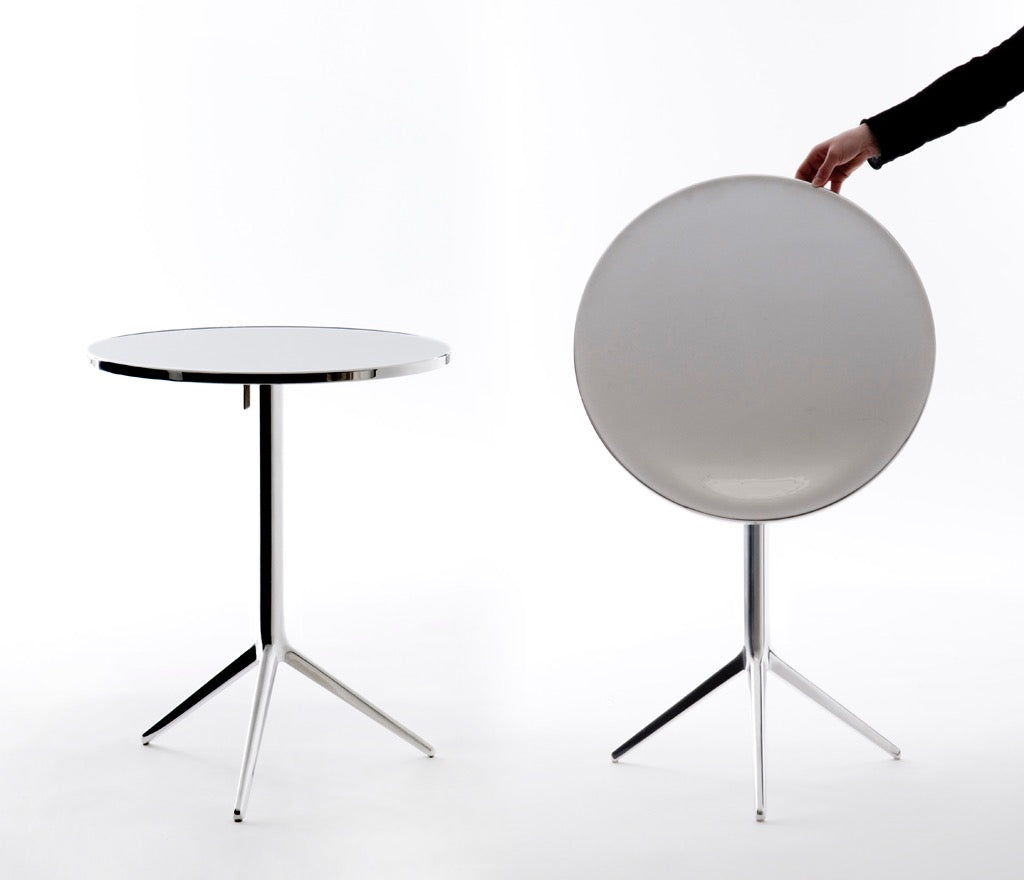 Okrúhly skladací stôl CENTRAL z lešteného hliníka