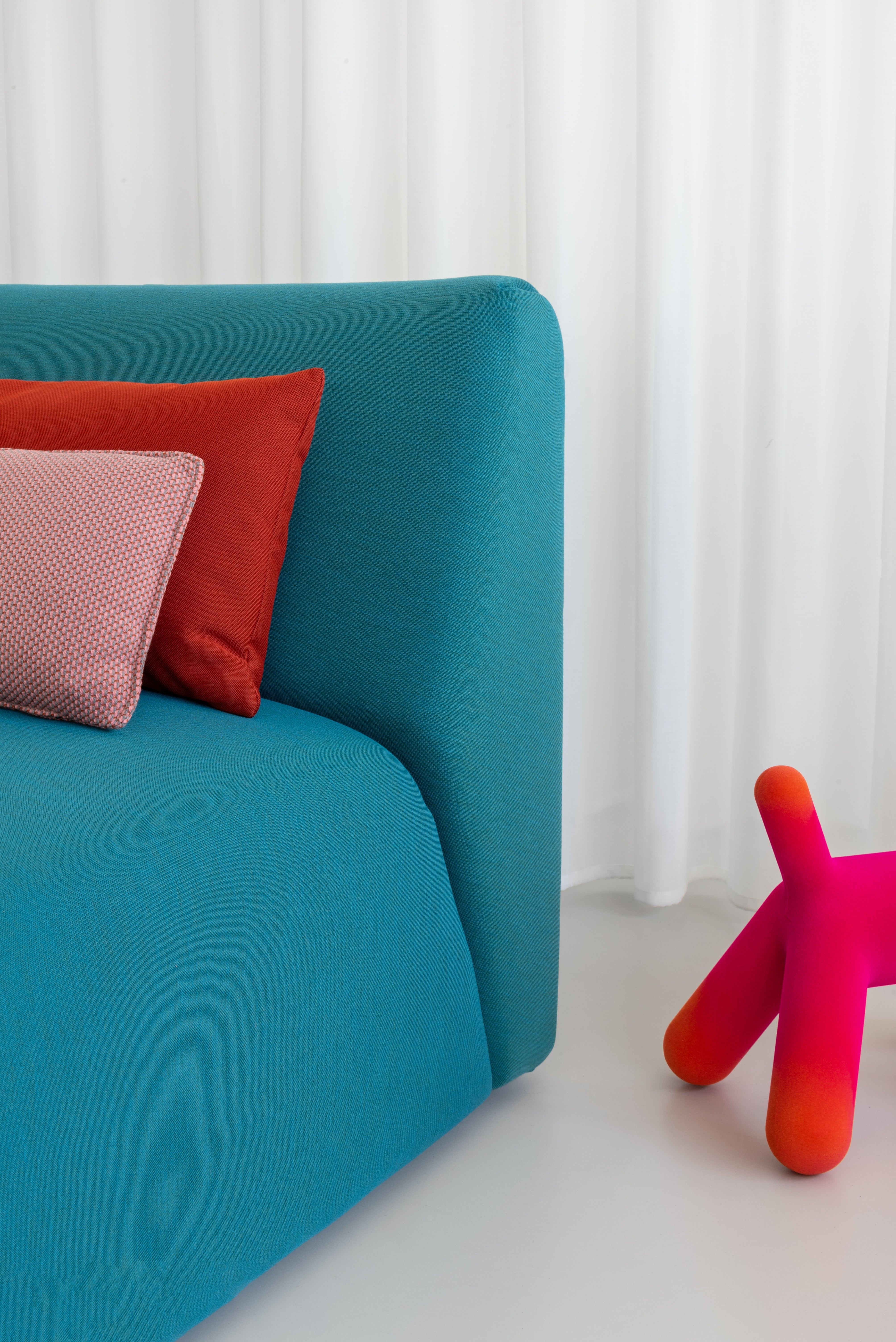 Modulová pohovka COSTUME - čalúnený stredný modul