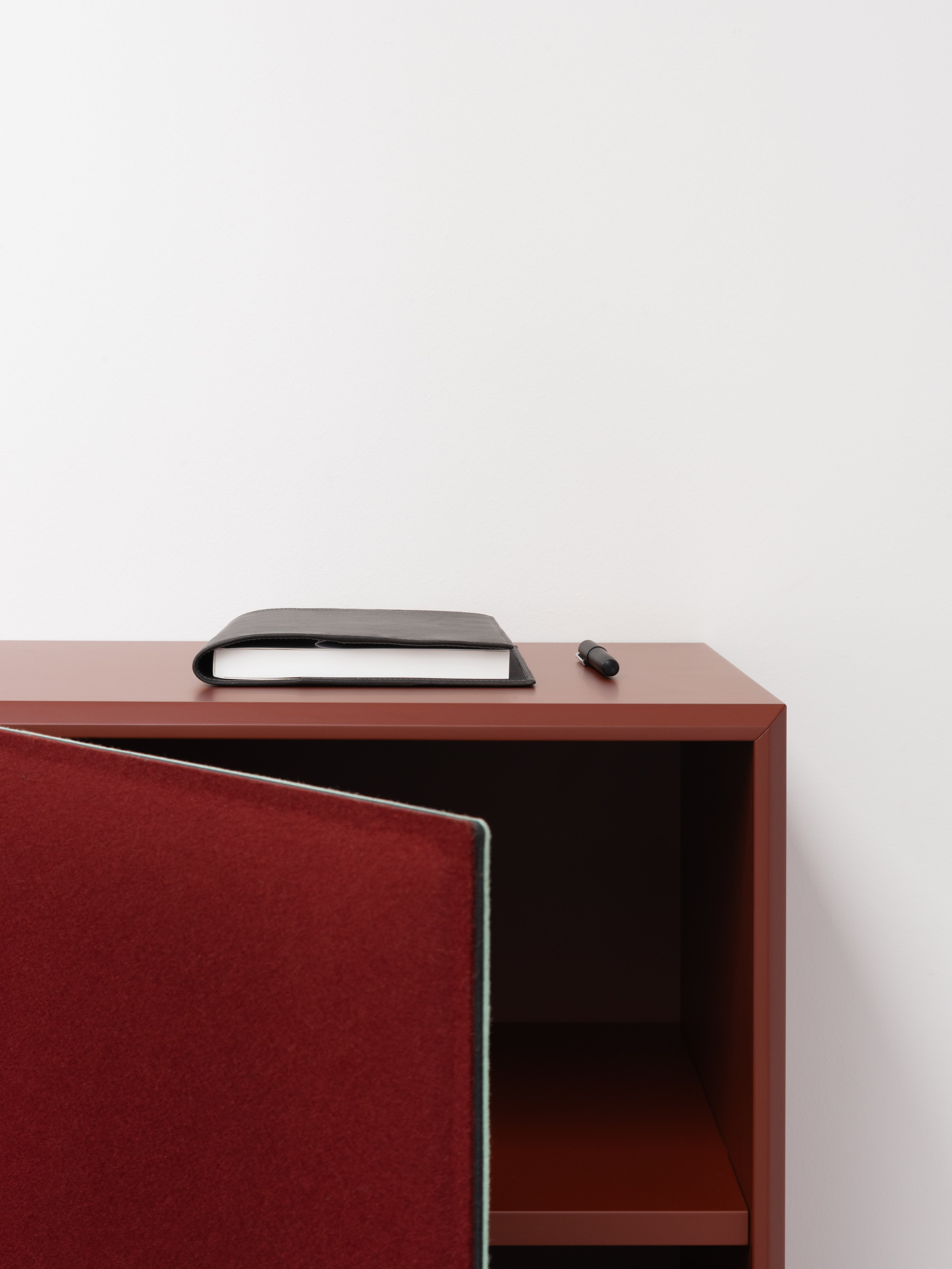 TACITO TV cabinet burgundy felt