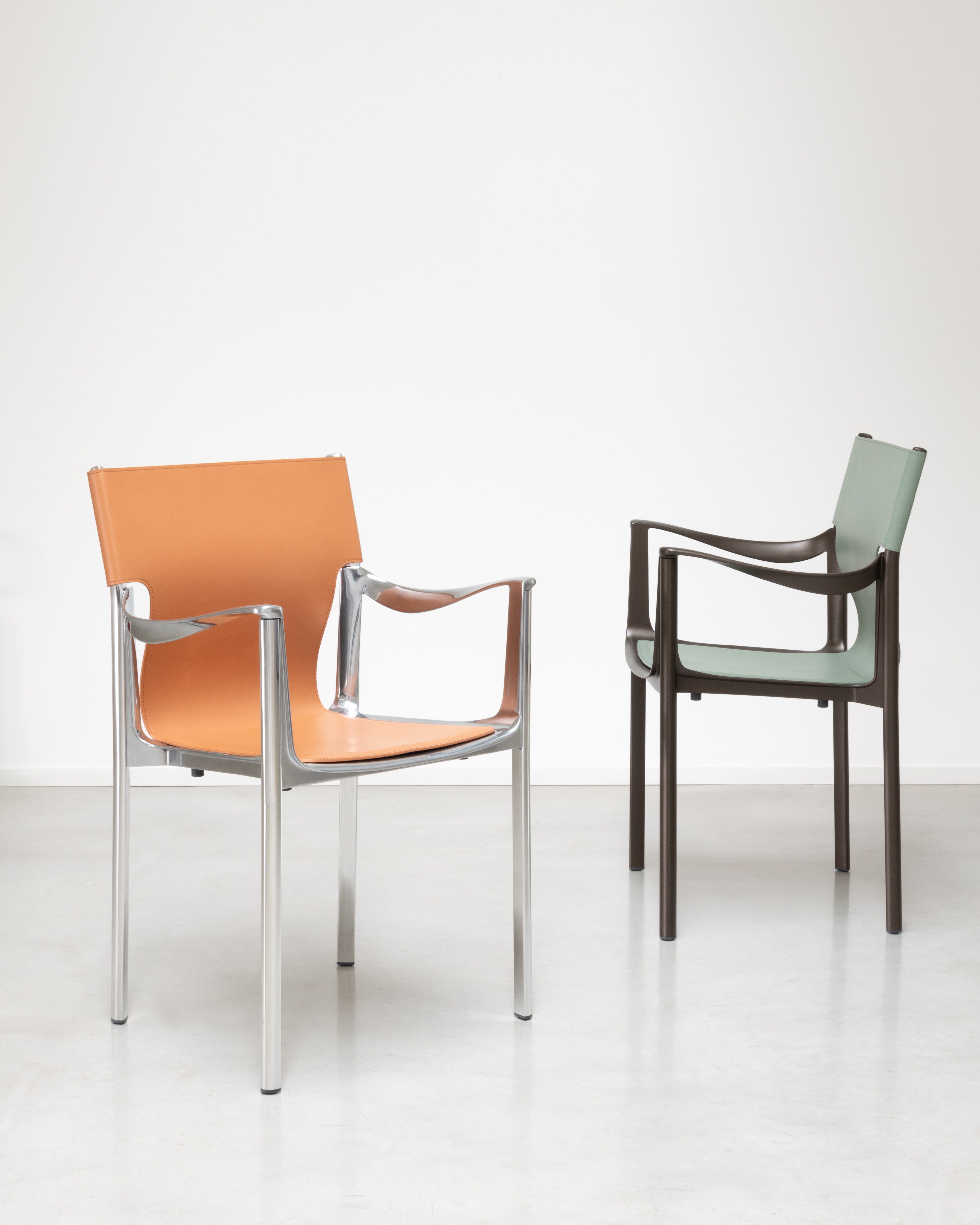 VENICE chair in cognac leather with a polished base