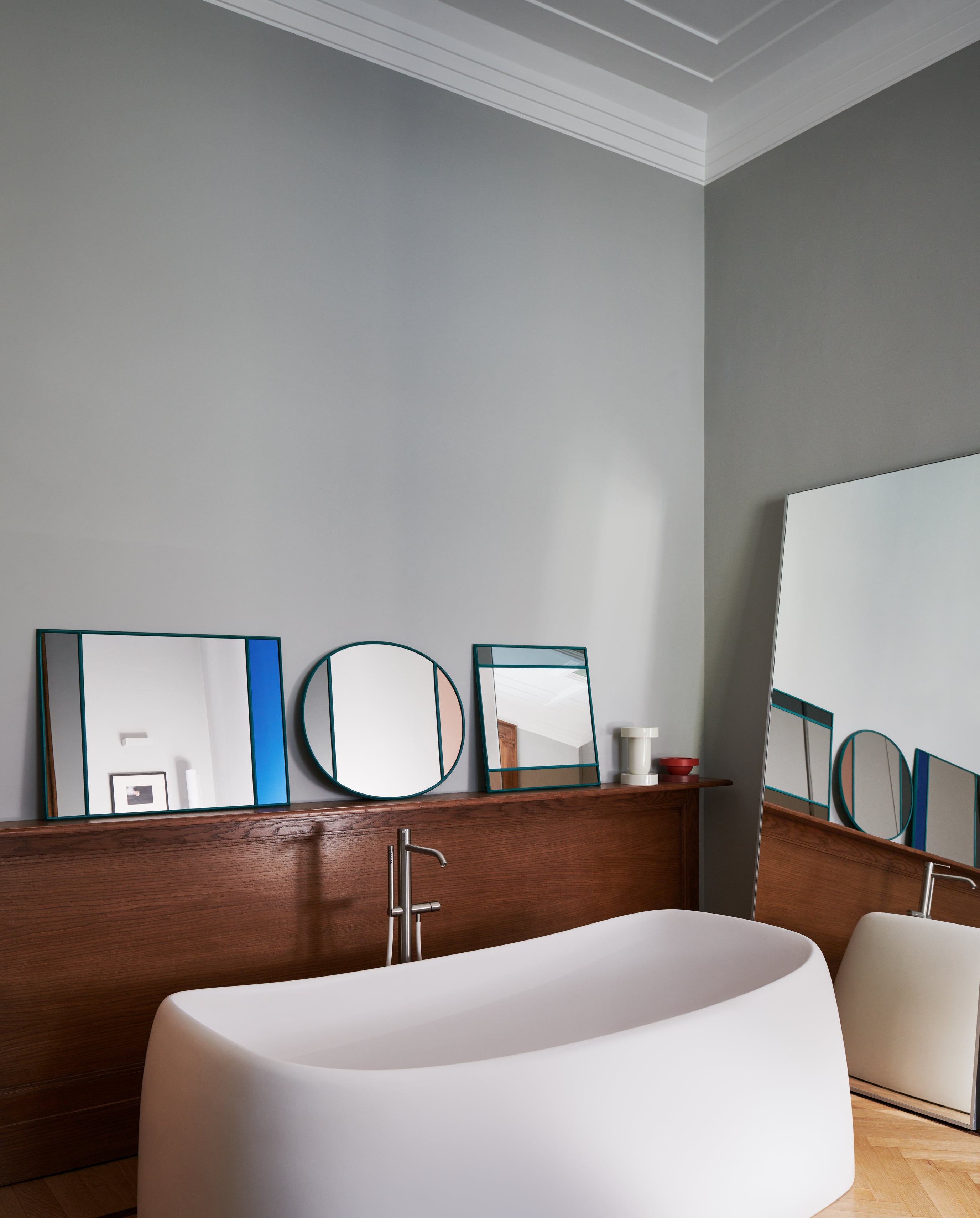Rectangular mirror VITRAIL green frame