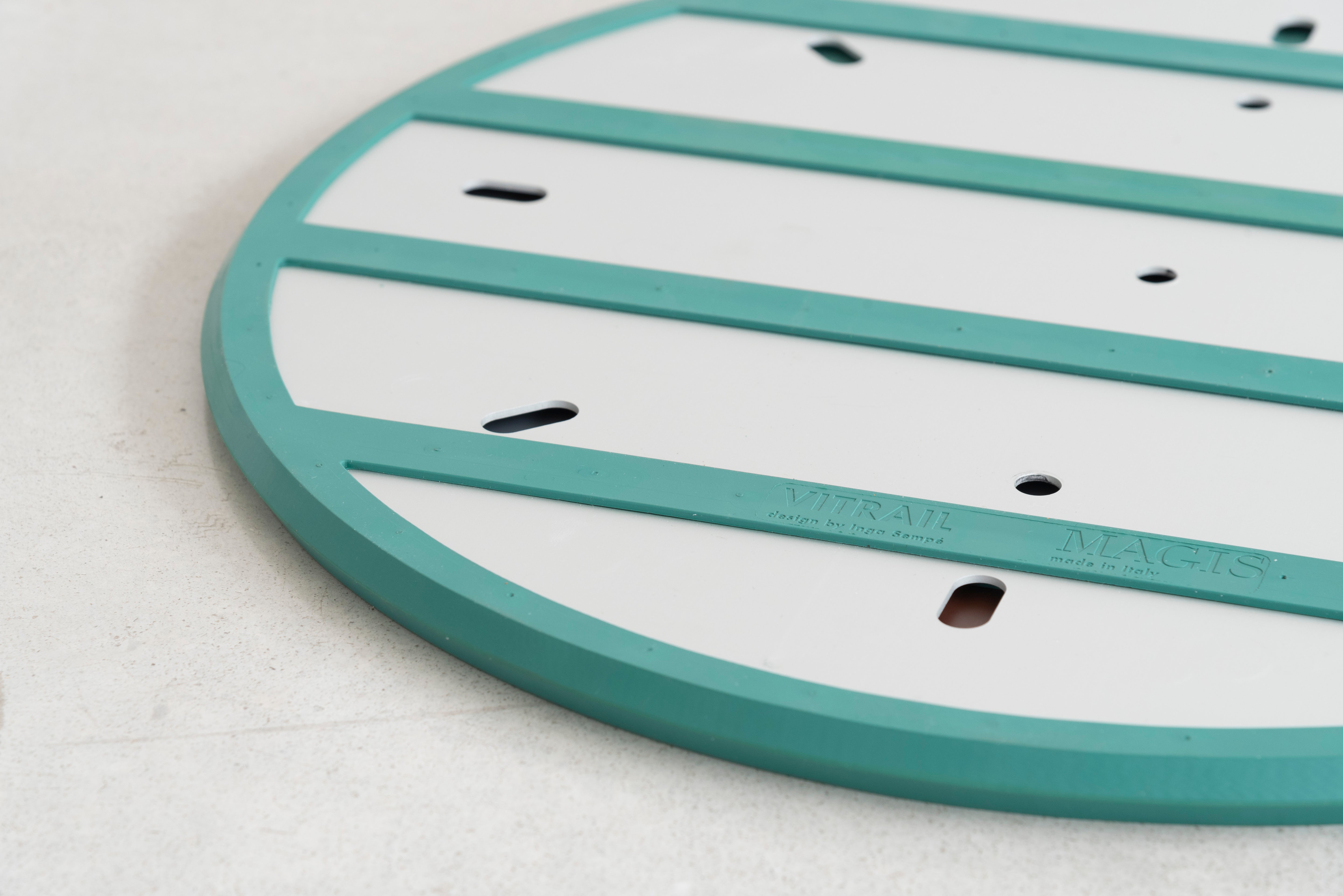 Rectangular mirror VITRAIL green frame