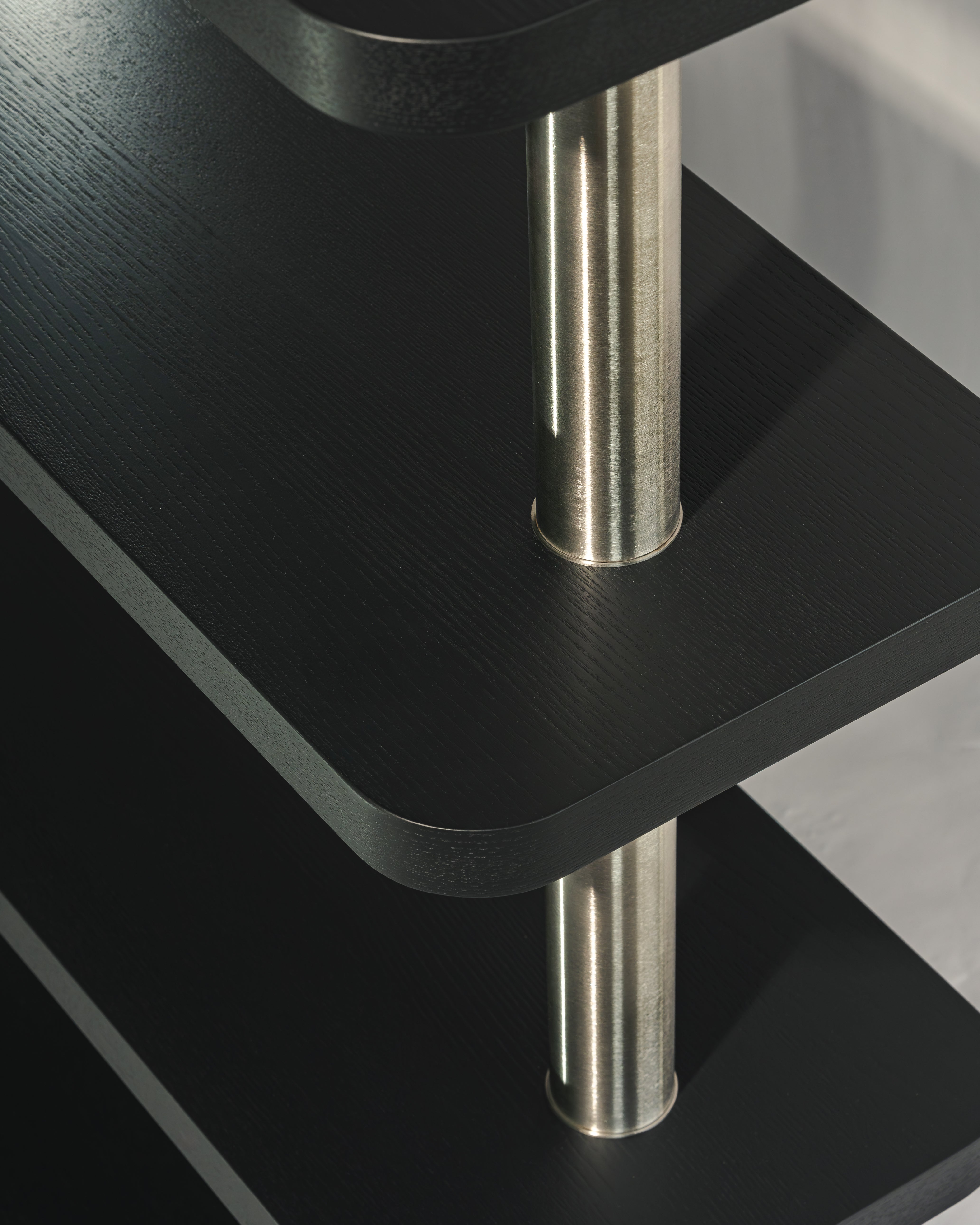 MOD black raven veneer shelf with steel elements