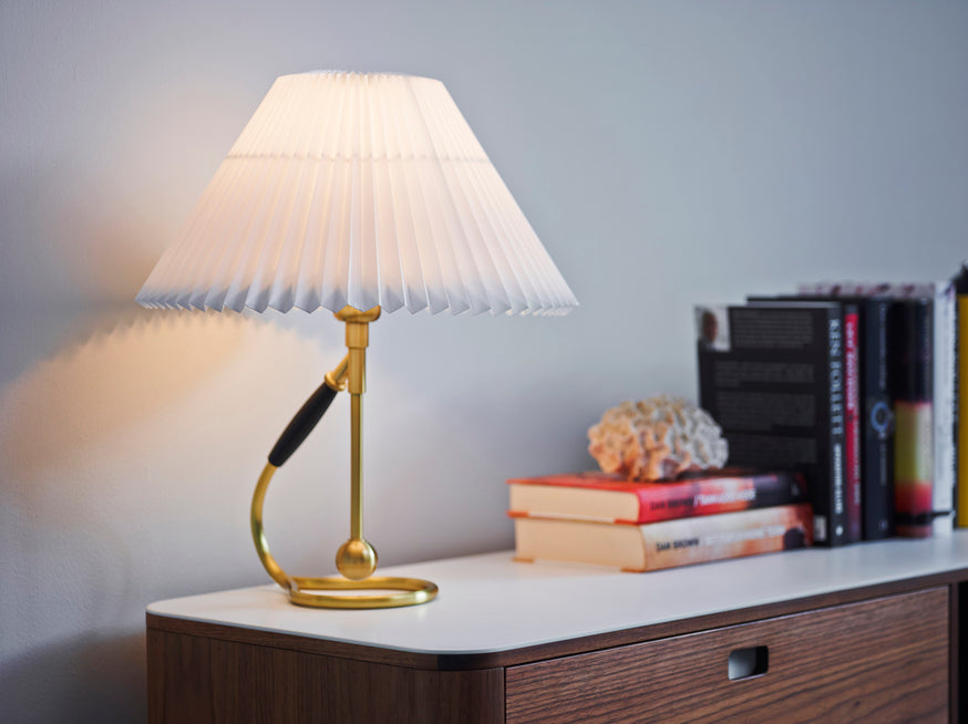 Lamp MODEL 306 white with a brass base