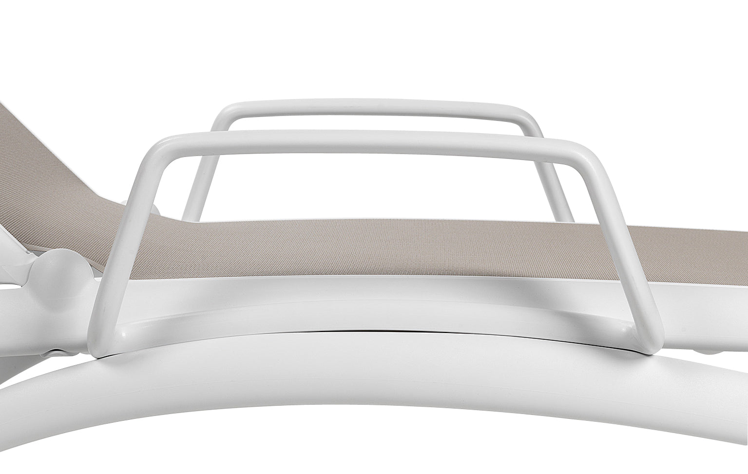 ATLANTICO White Outdoor Lounger