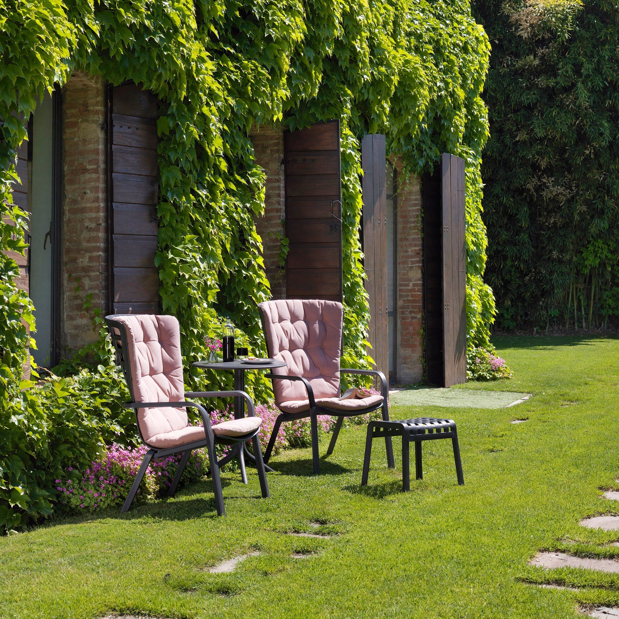 Záhradný podnožník POGGIO antracitový