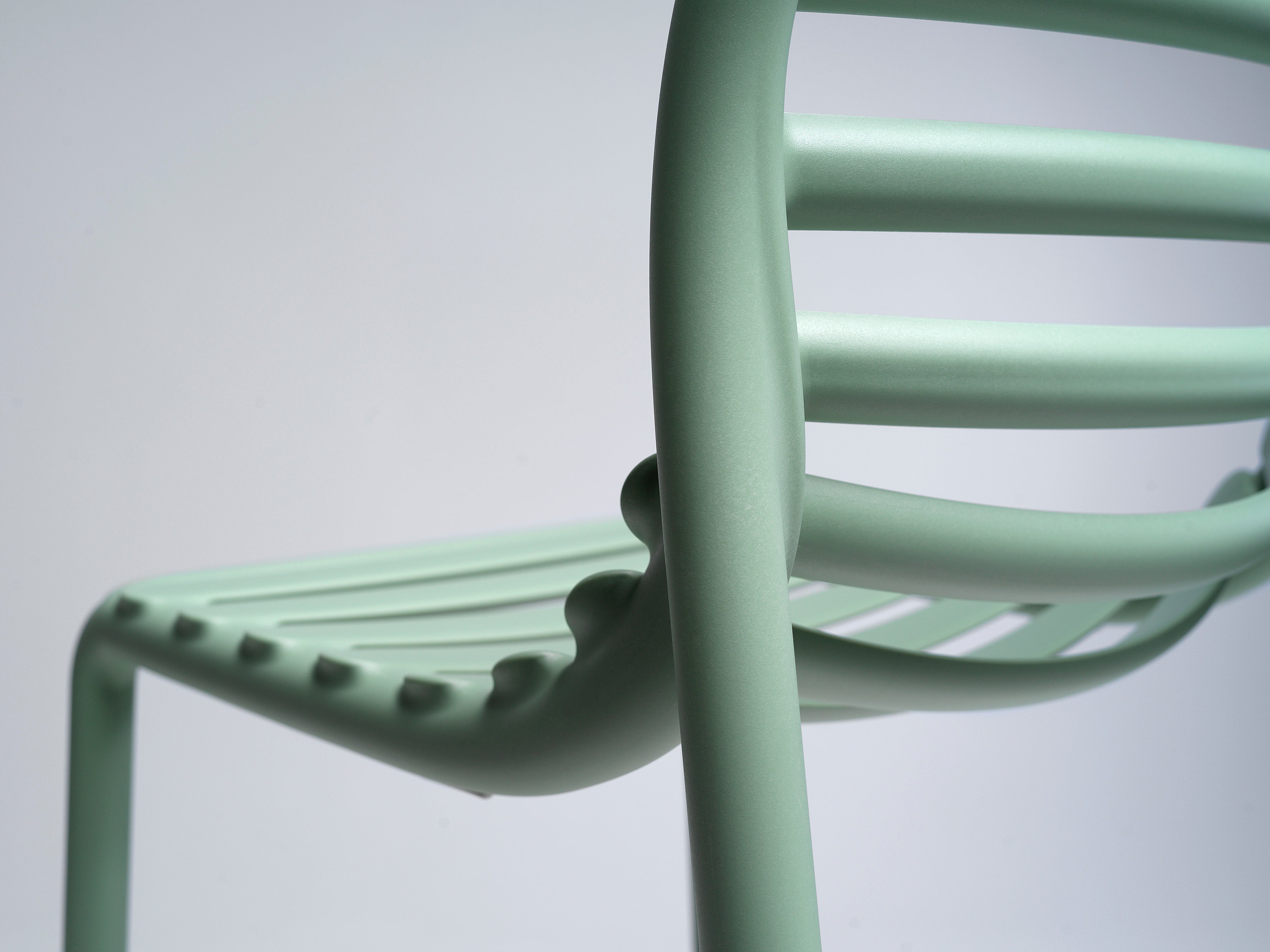 Záhradná stolička DOGA agave zelená