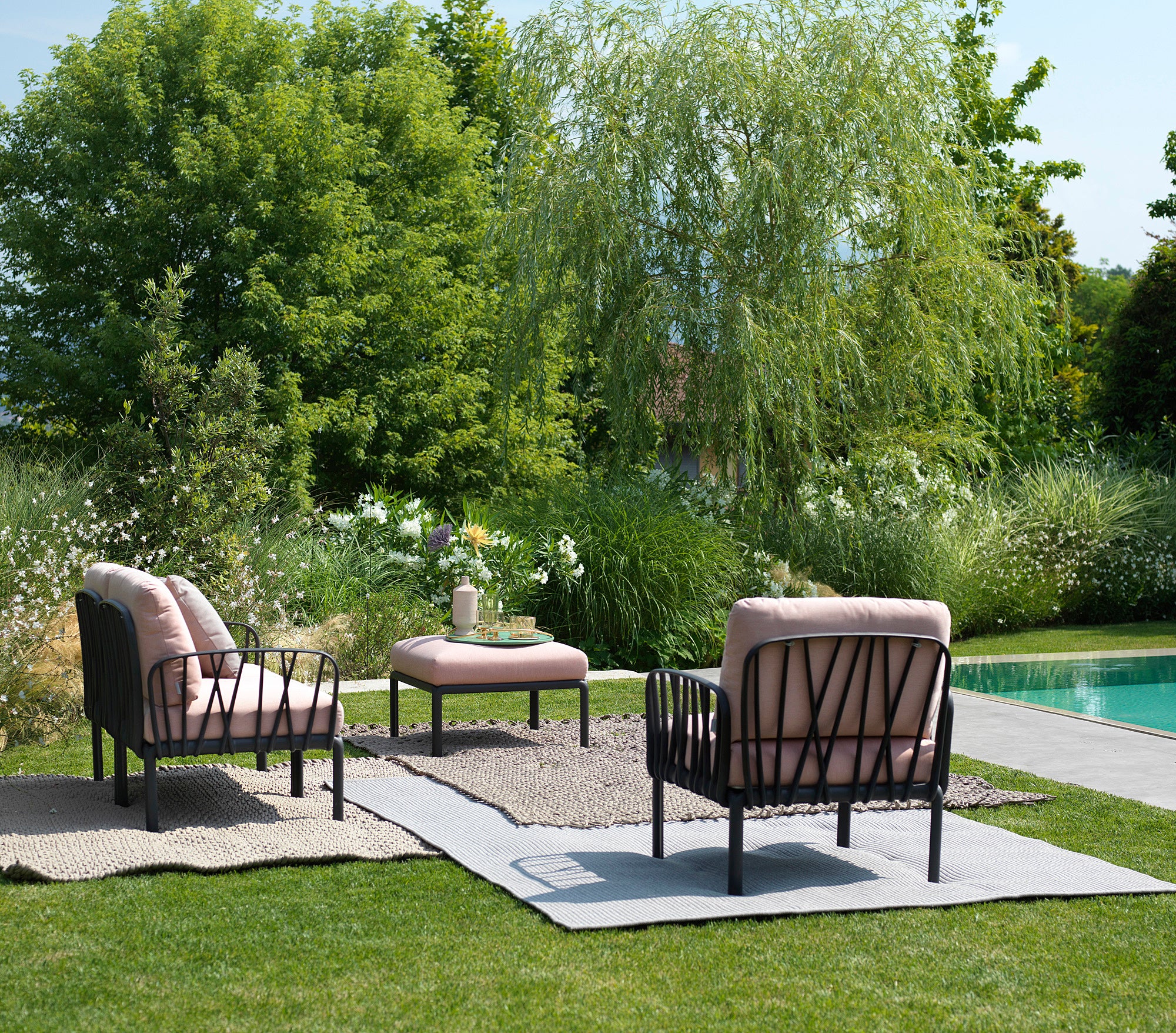 Outdoor Pouf KOMODO Pink with White Base