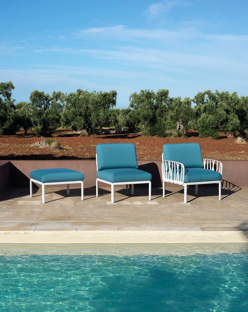 Exteriérový puf KOMODO modrý Sunbrella® s taupe základňou