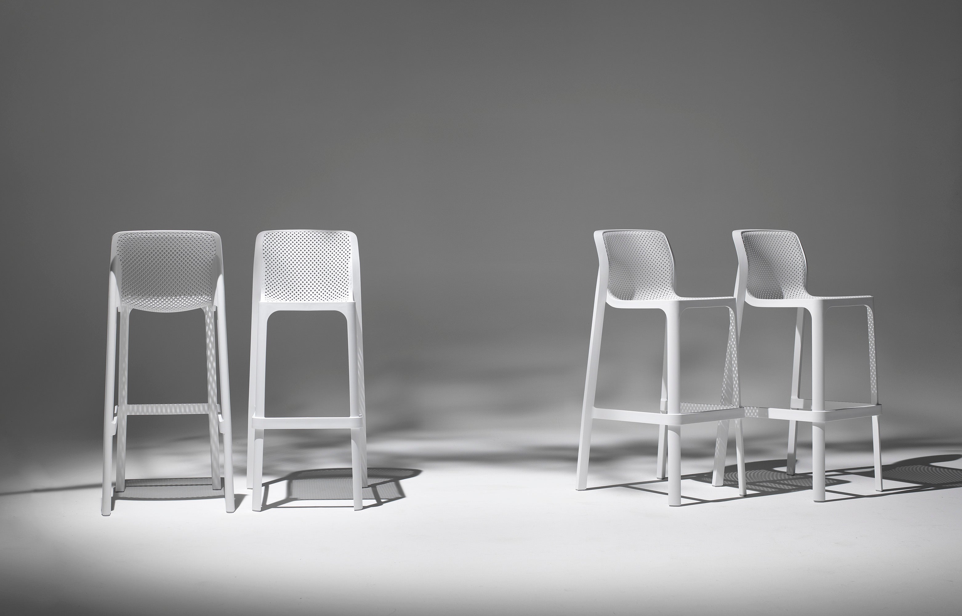 White NET Outdoor Stool
