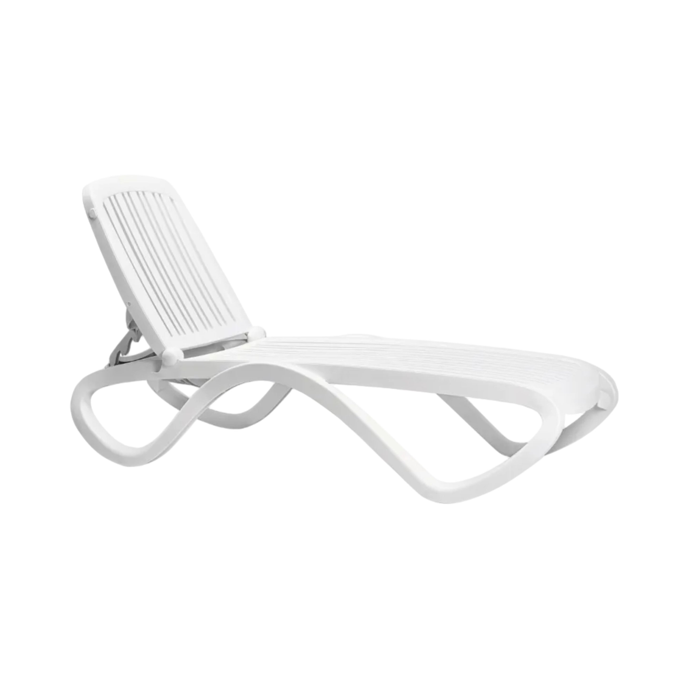 TROPICO White Outdoor Lounger