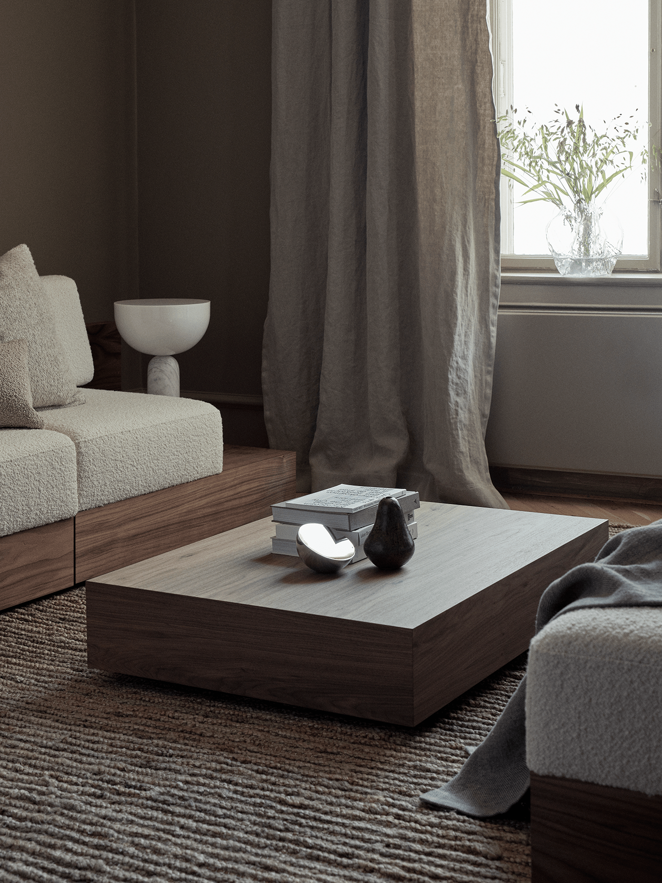 Silver aura table mirror