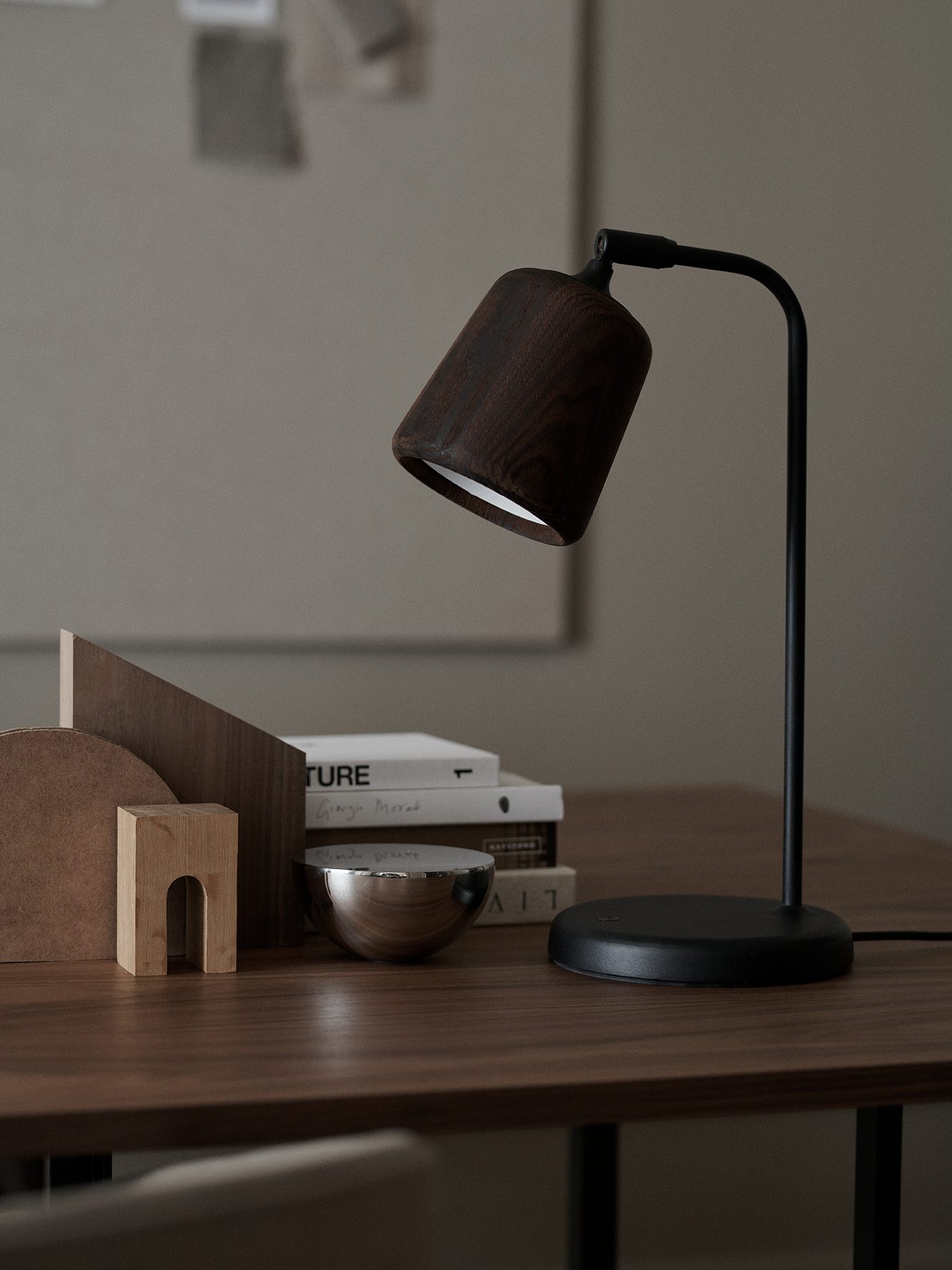 Deck lamp material smoked oak
