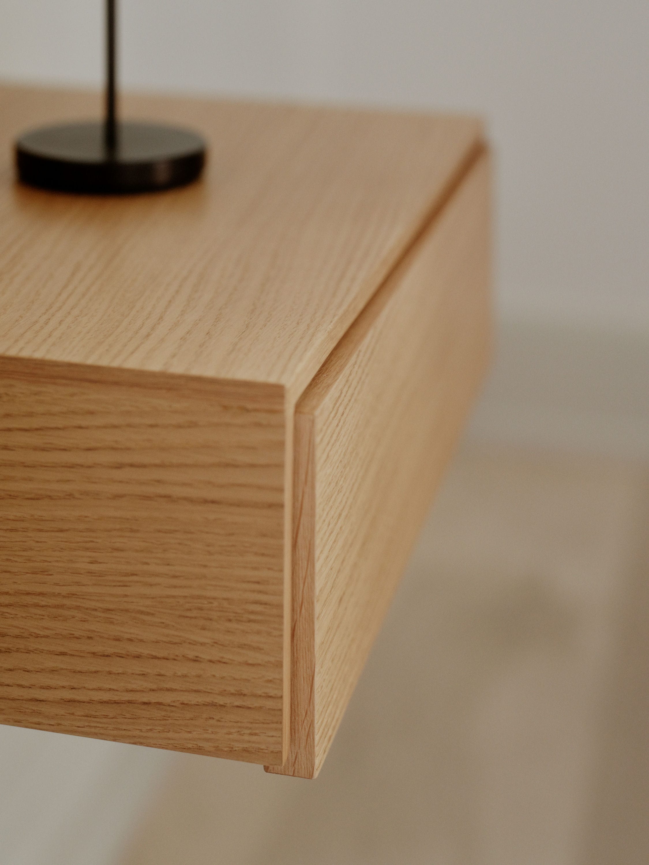 Závesná skrinka TANA dubová dyha