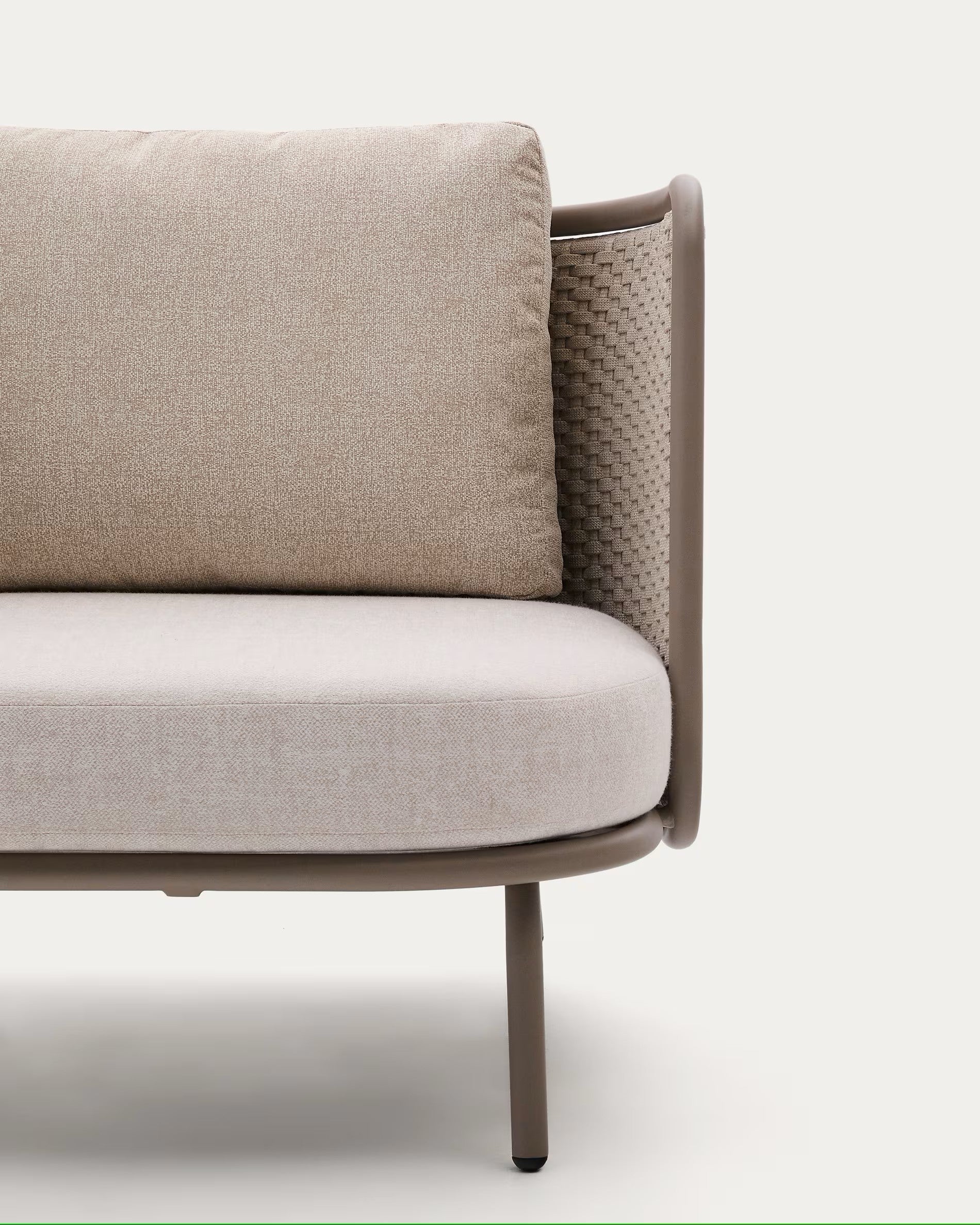 Sedalis beige garden armchair