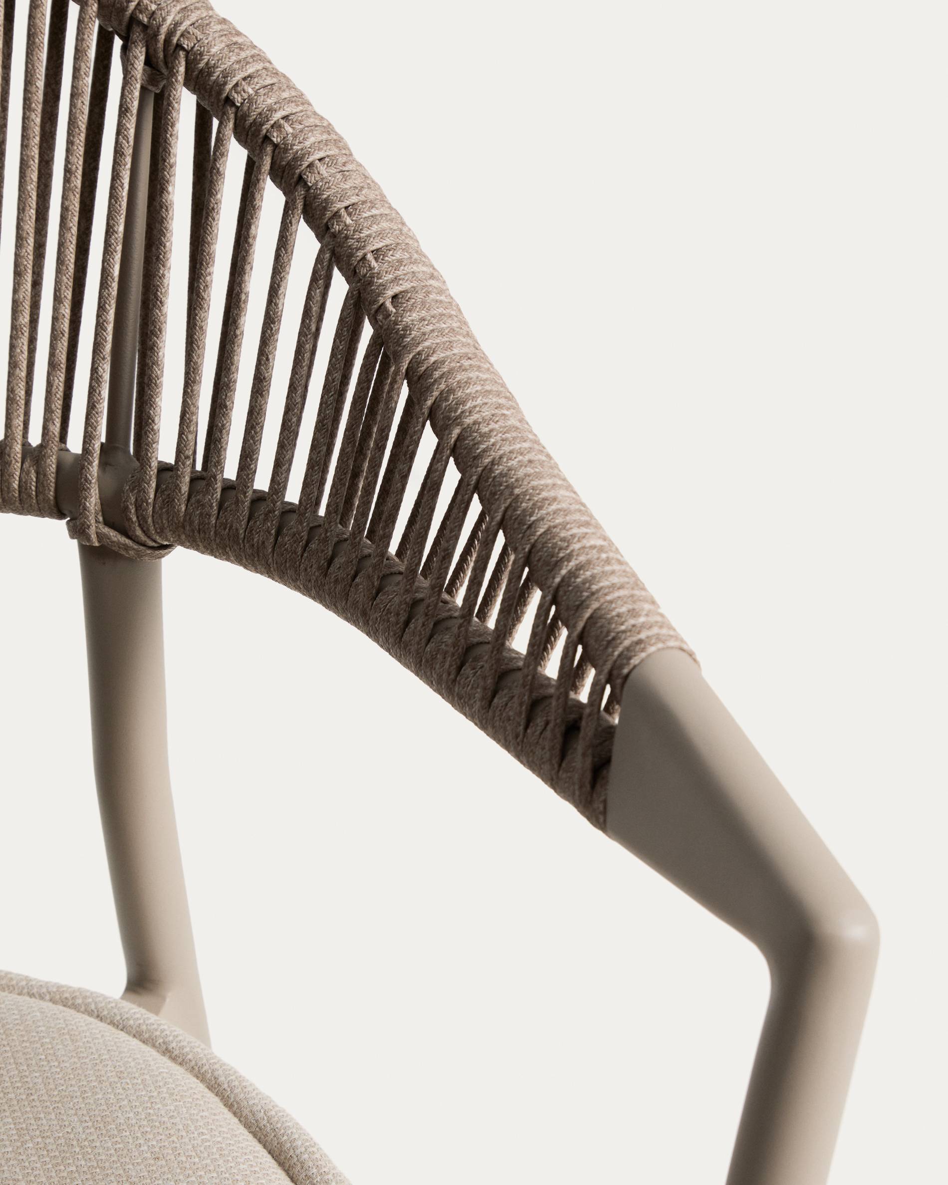 ALIMIA taupe garden chair