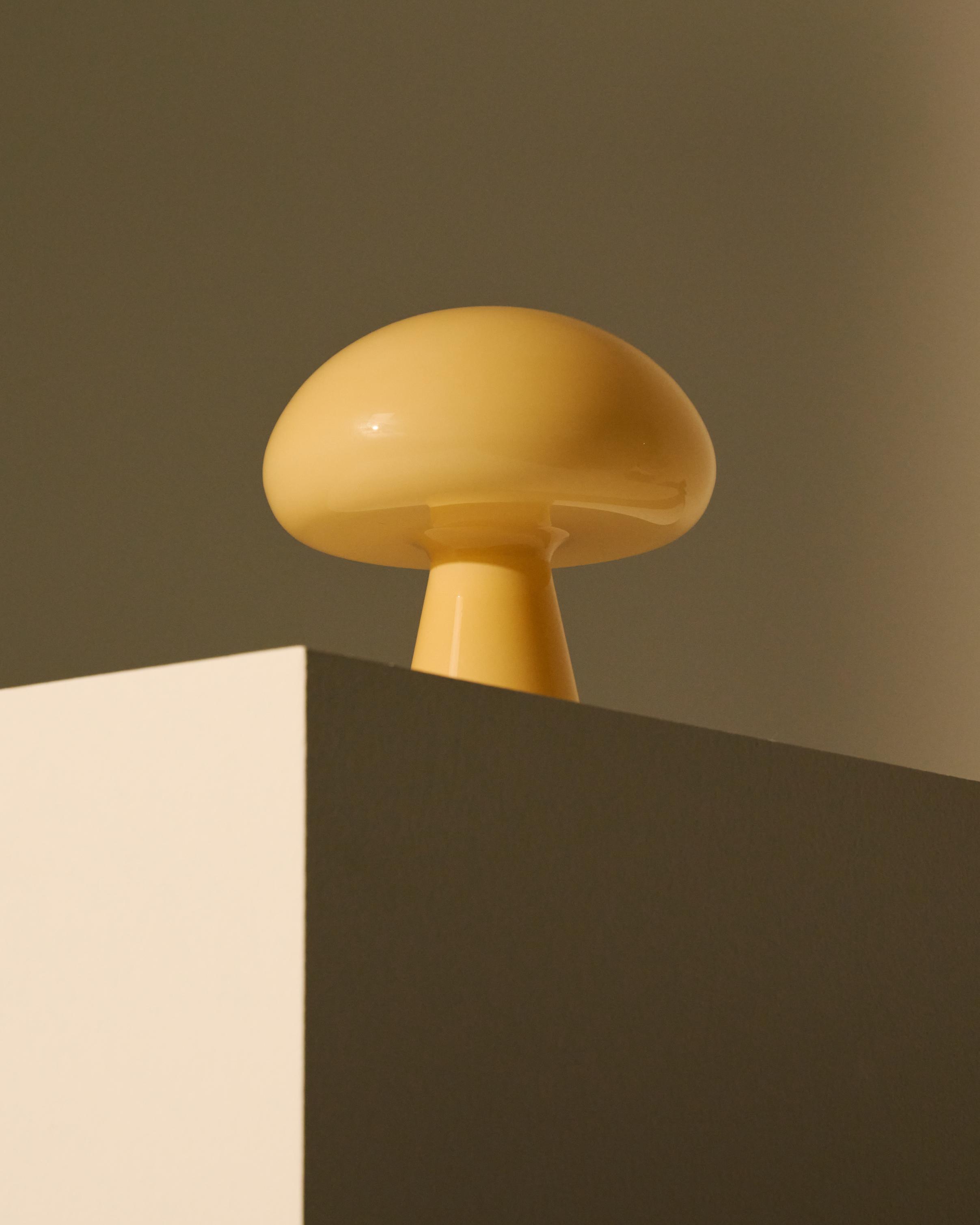 OBELLO Portable Lamp Buttery Yellow