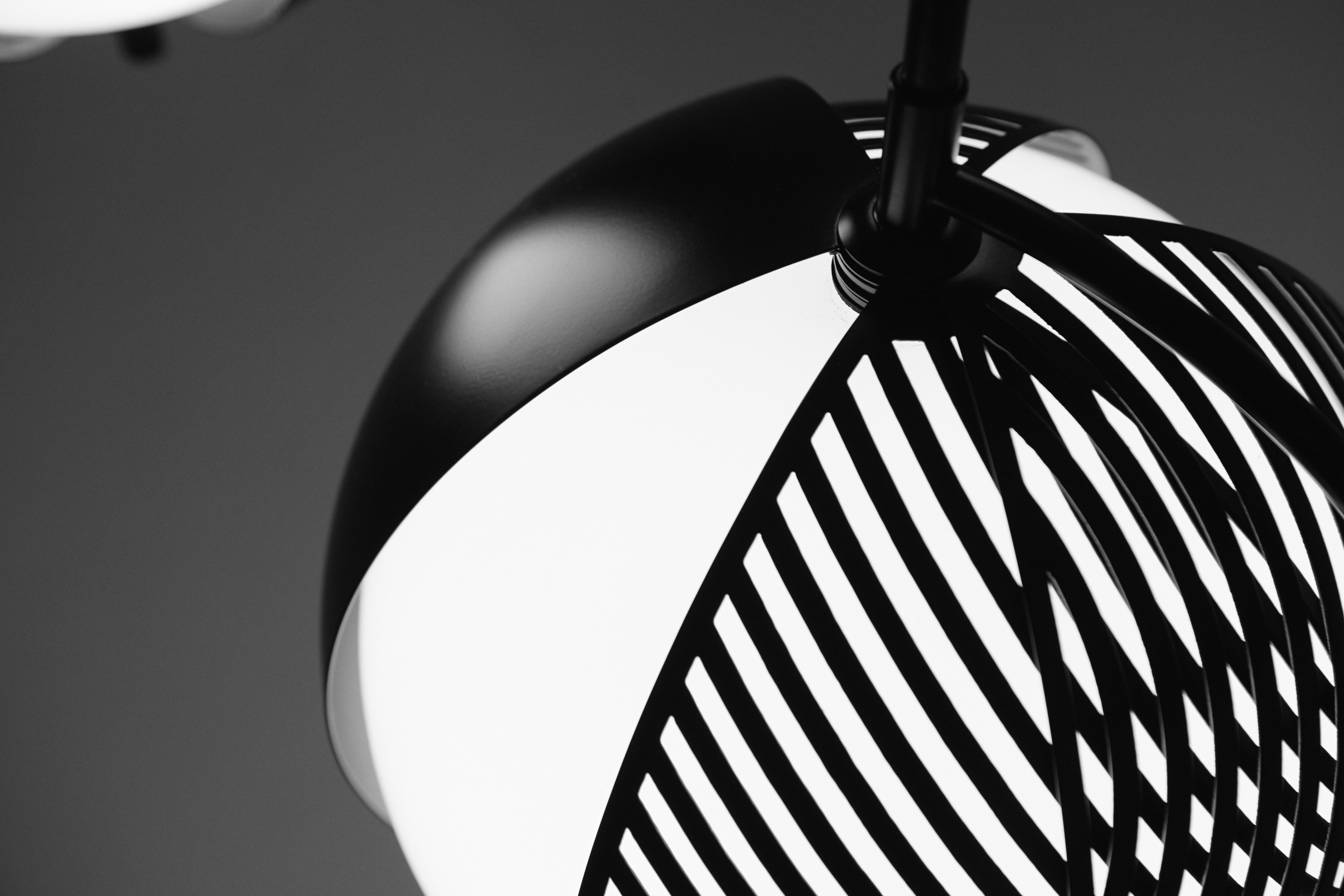 MONDO black pendant lamp
