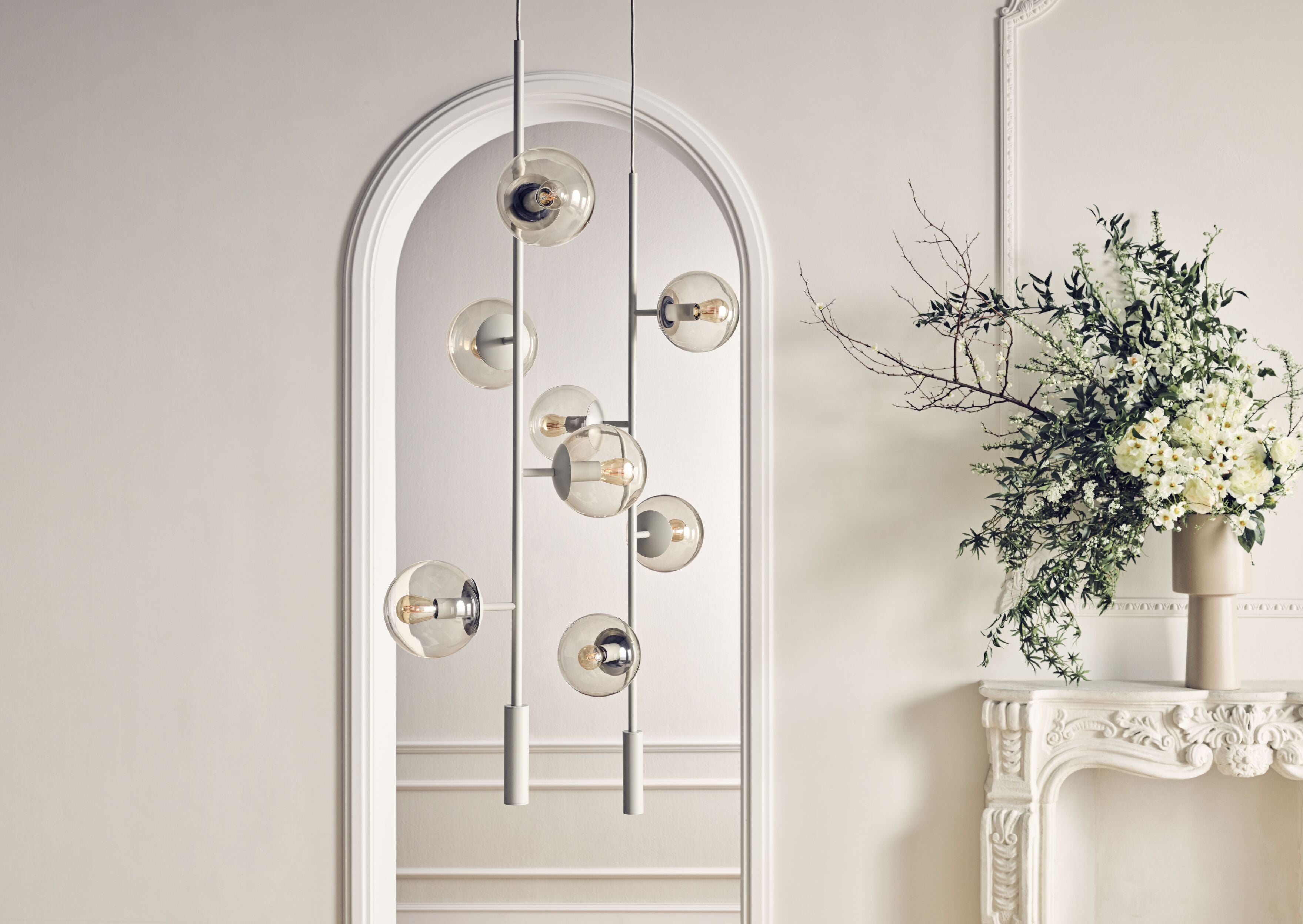 Závesná lampa ORB LOUNGE antická mosadz