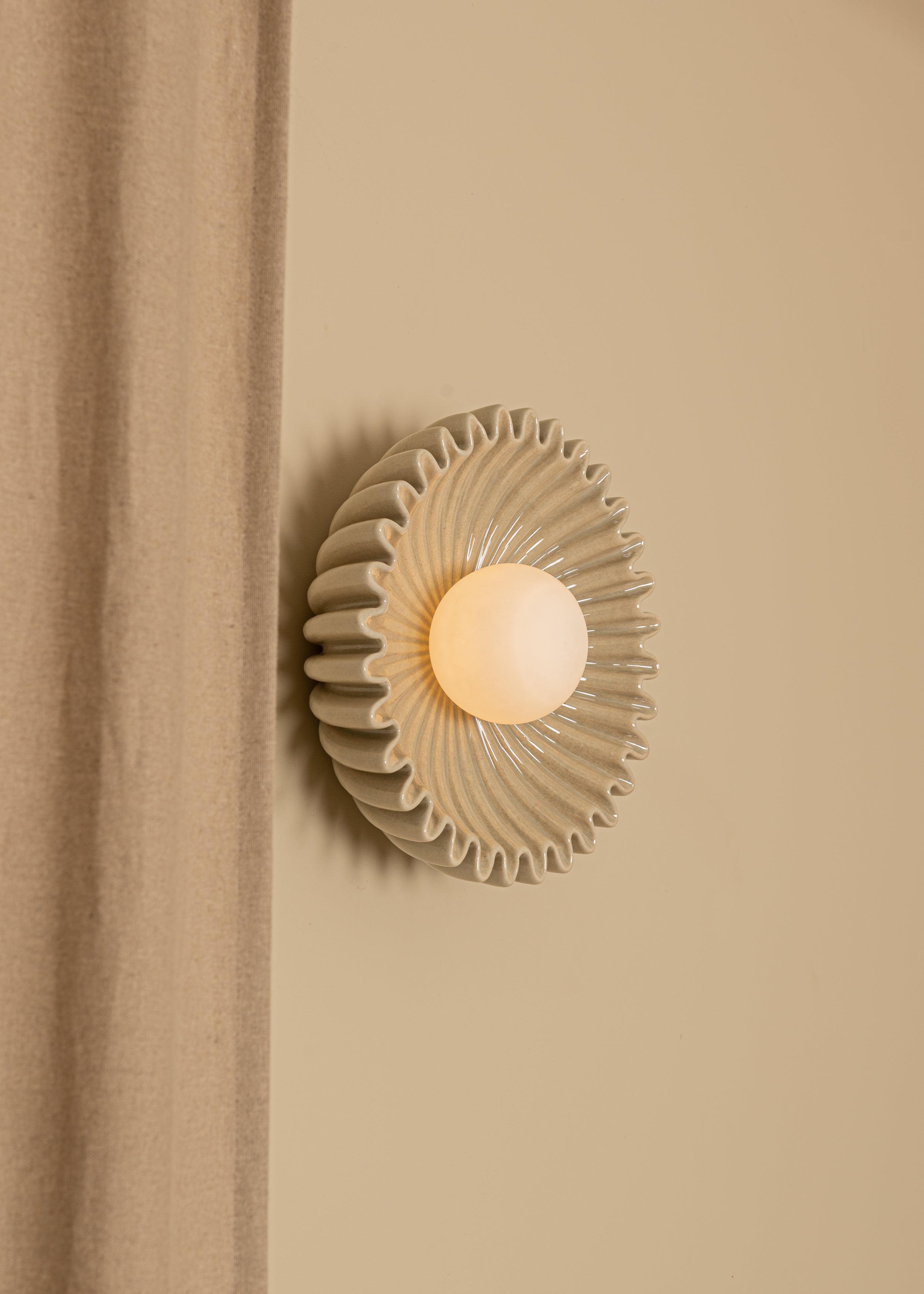 Ceramic Wall Lamp OSTRO Sand