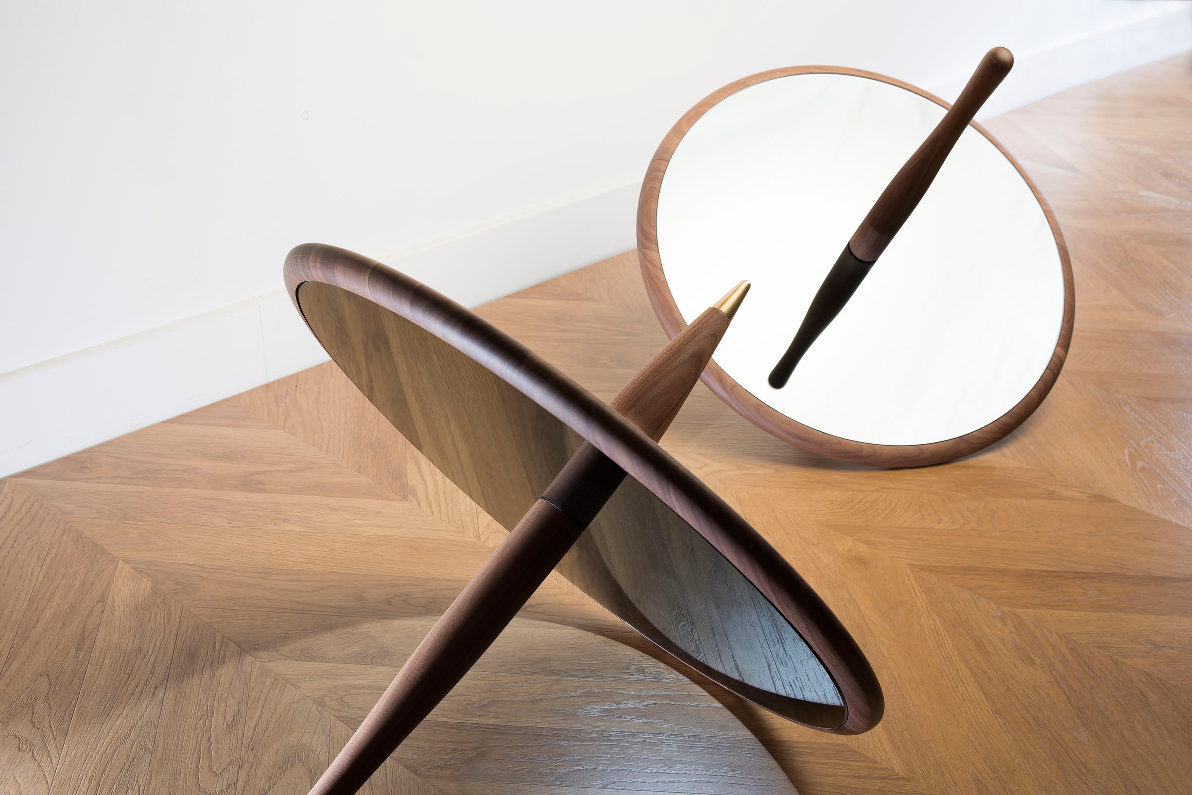 Dekoratívny luster PEONZA orechové drevo