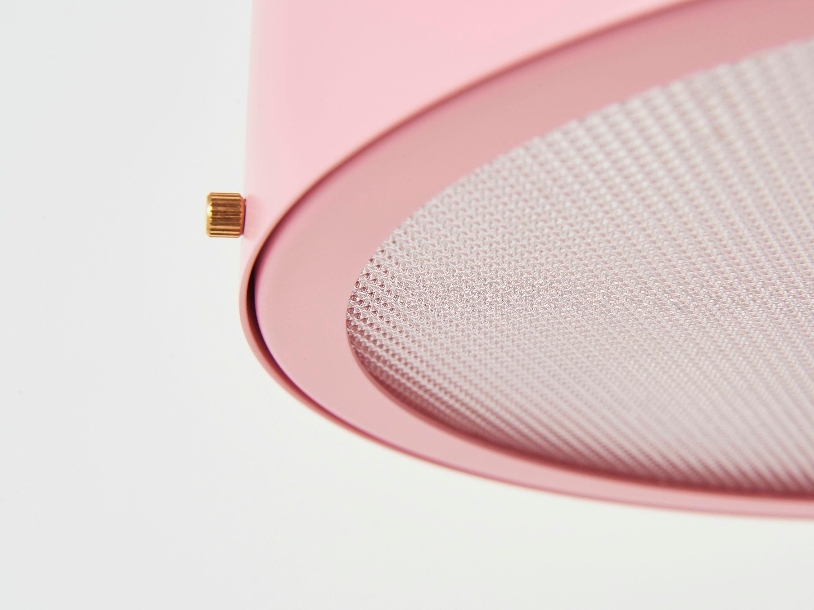 Petite Machine table lamp light pink