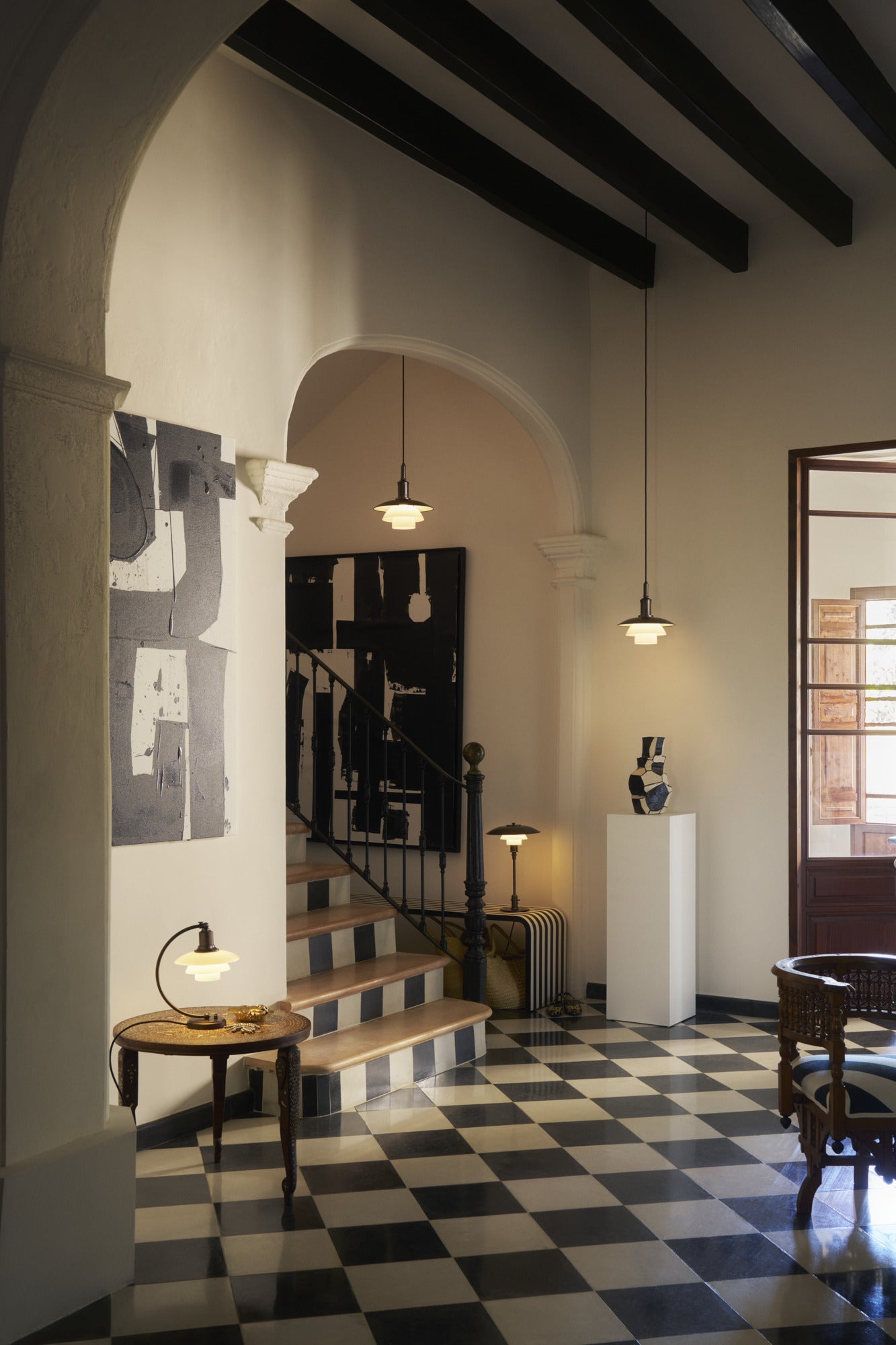 Závesná lampa PH 3/3 biela s čiernym matným povrchom