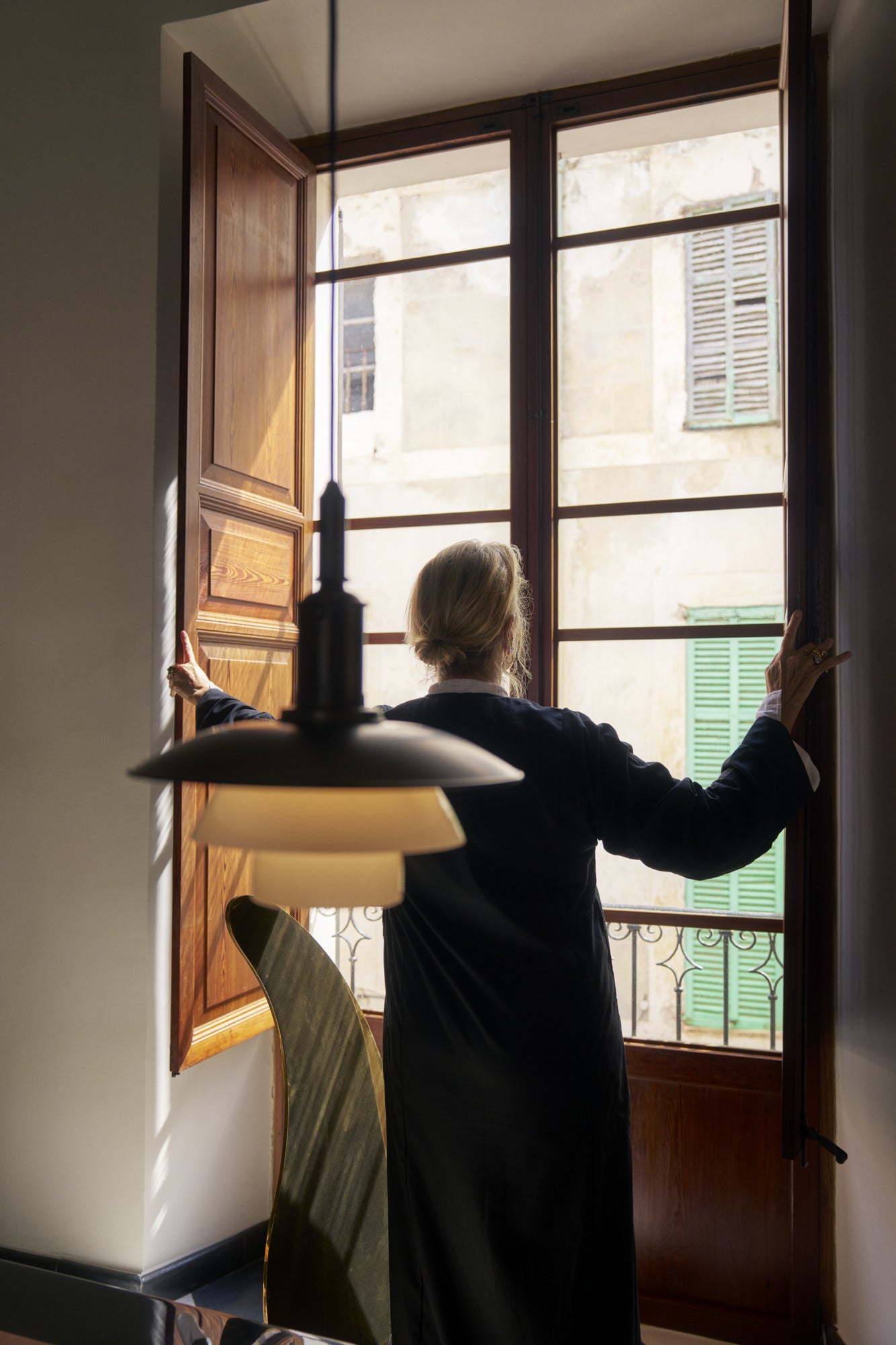 Závesná lampa PH 3/3 biela s čiernym matným povrchom