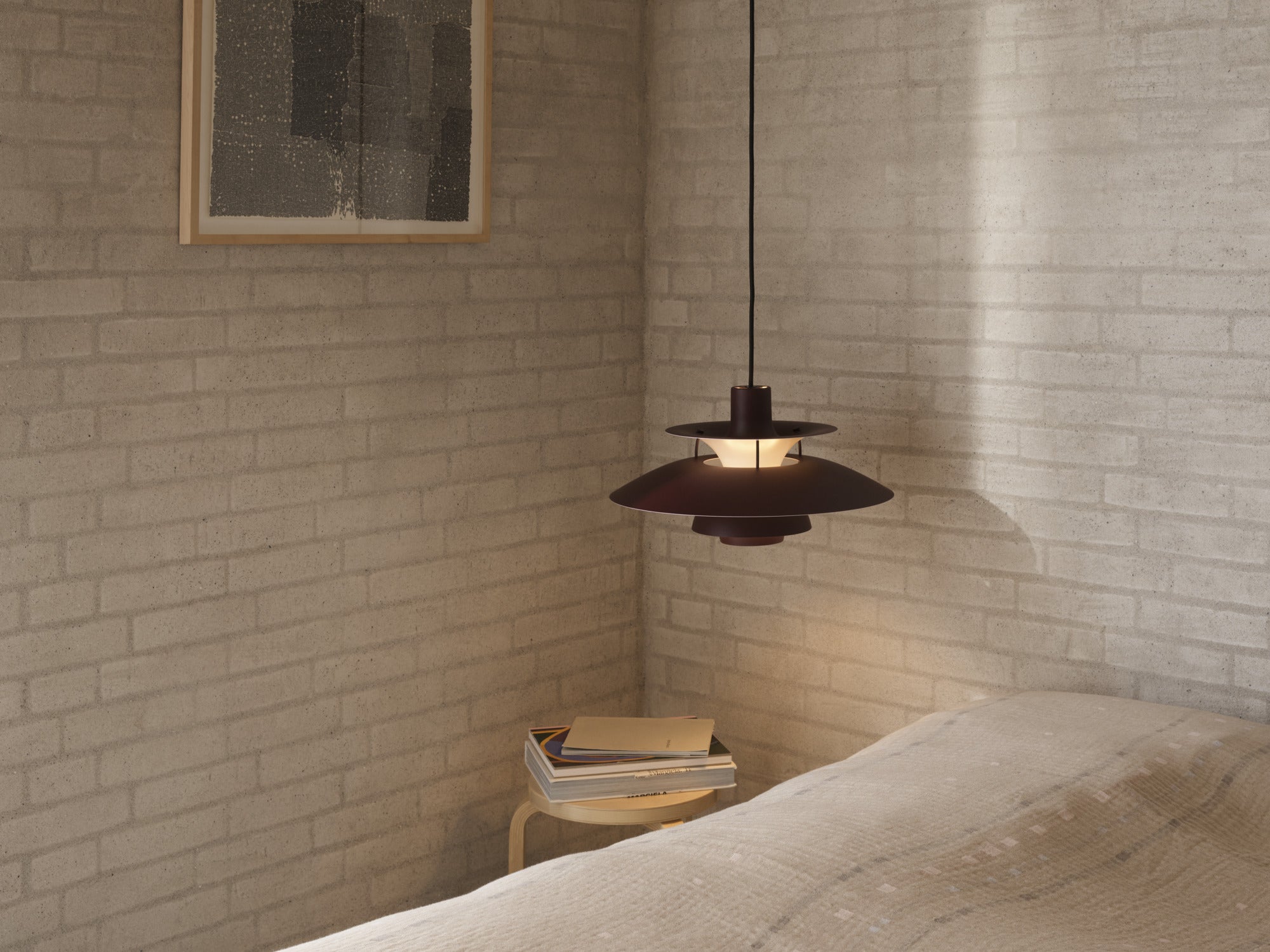 Závesná lampa PH 5 monochromatická burgundská