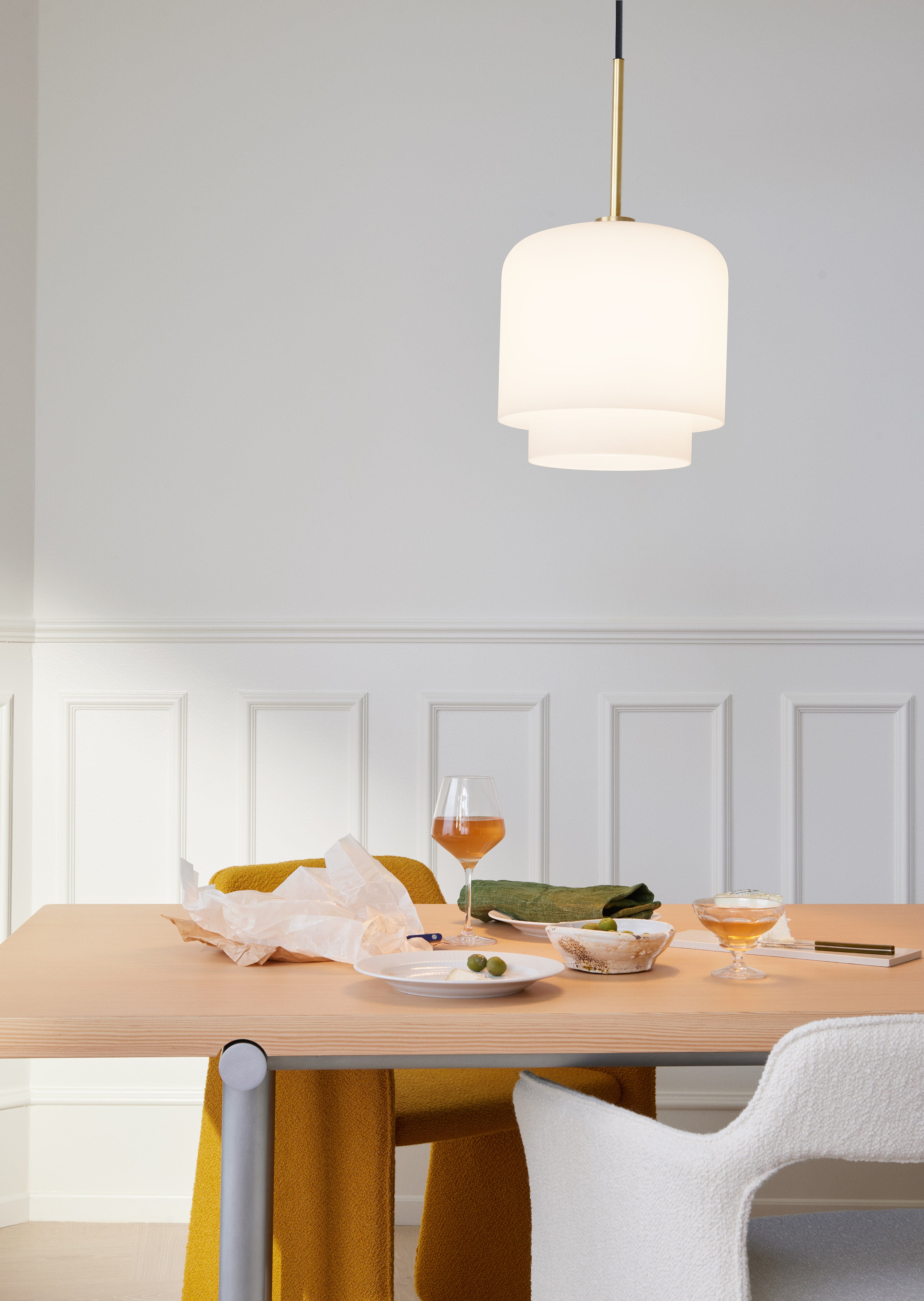 TUBBY TUBE brown table with aluminum base